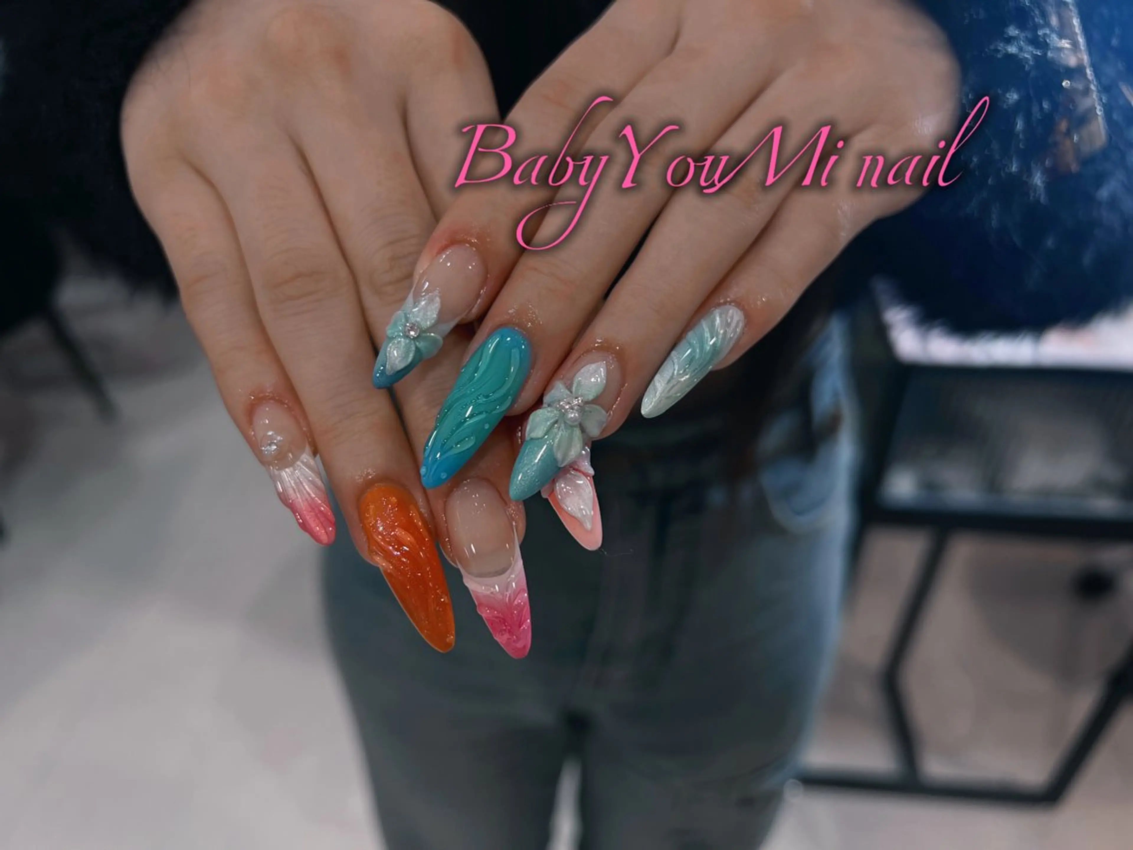 ネイル オーロラネイル フラワーネイル フットネイル フレンチネイル ジェルネイル ハンドネイル BabyYouMi ねねのネイルデザイン