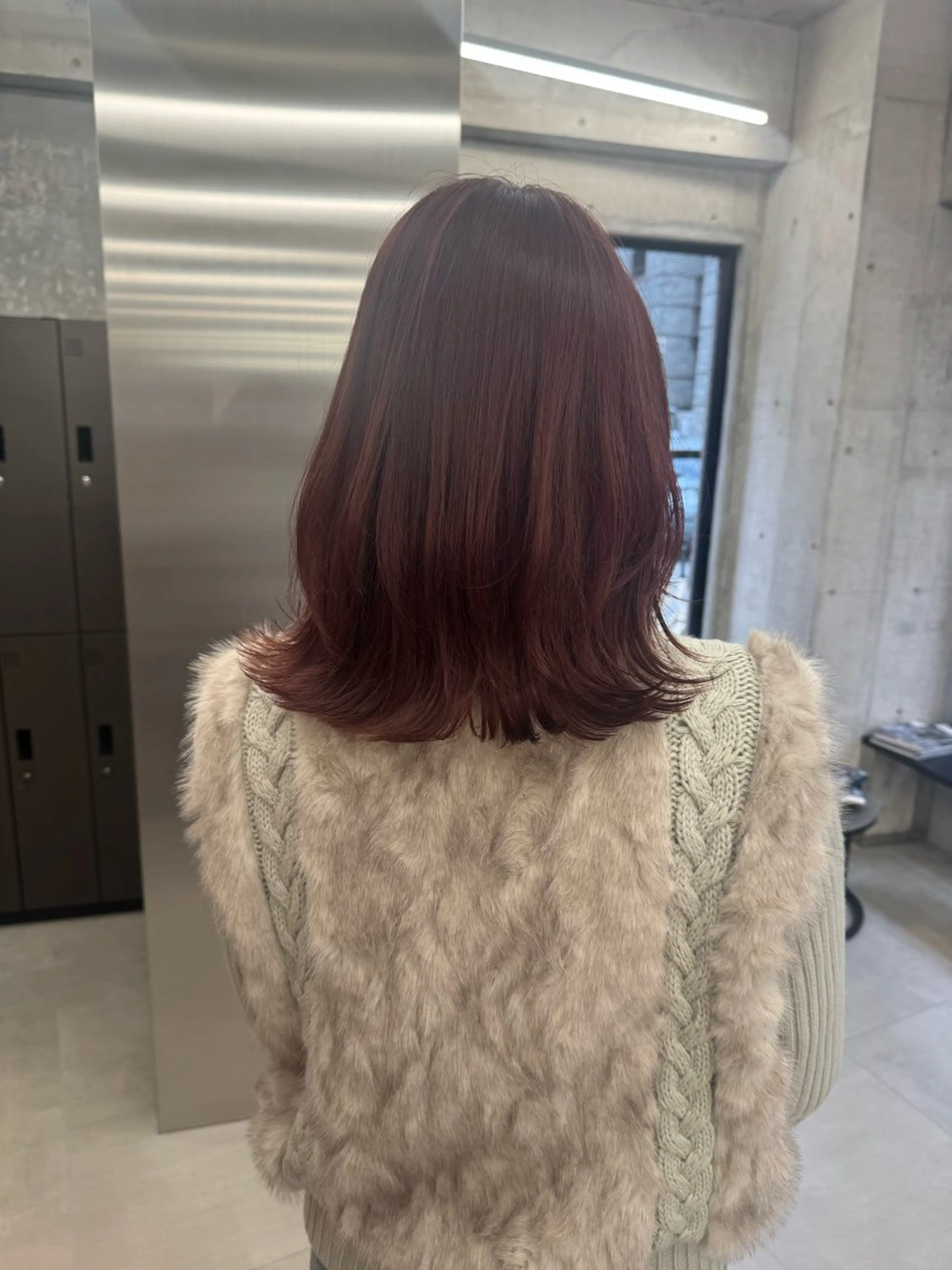 ミディアム カラー カット ヘアカラー MIES amane(アマネ)のヘアスタイル