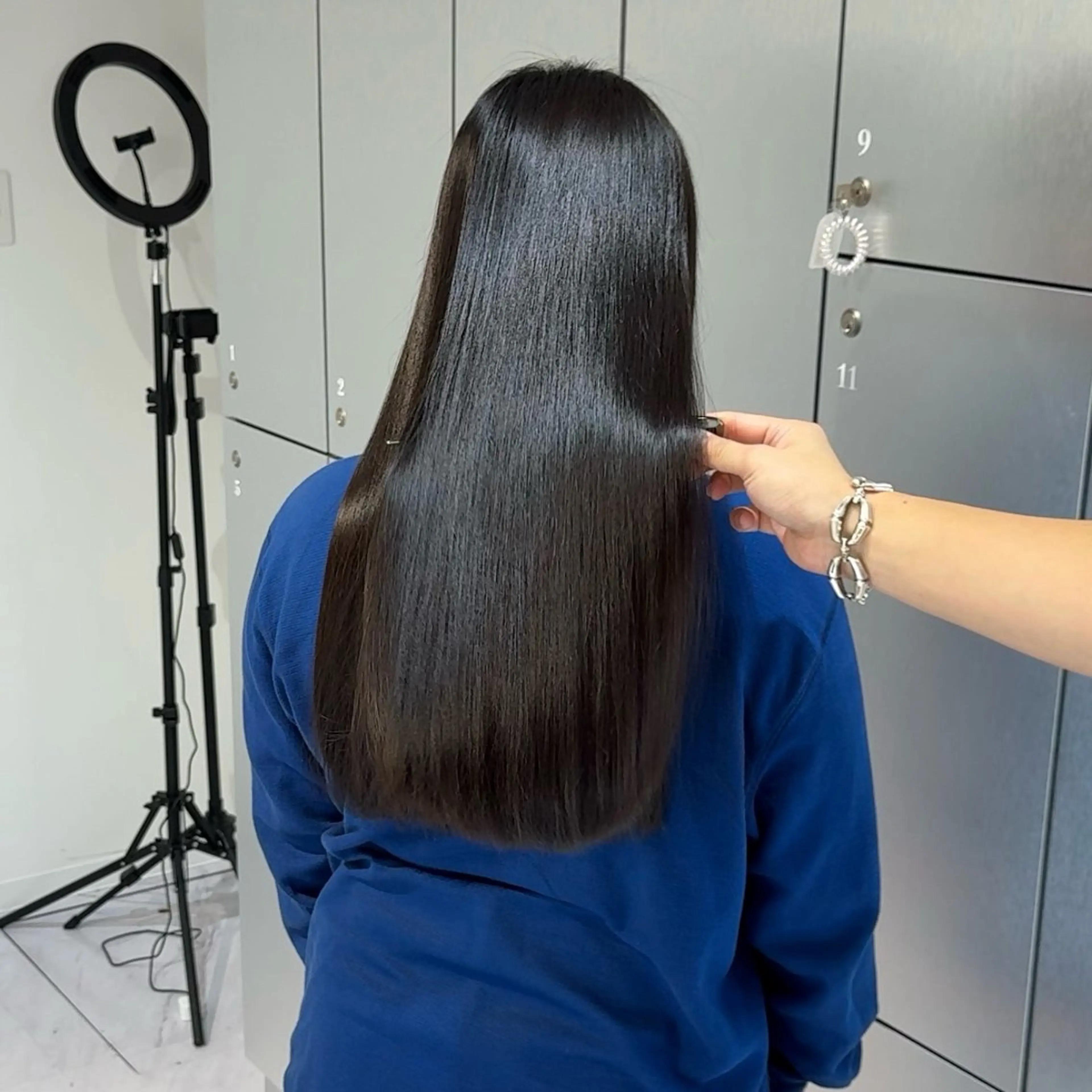 ロング 縮毛矯正 RiA/髪質改善/ レイヤーカットのヘアスタイル