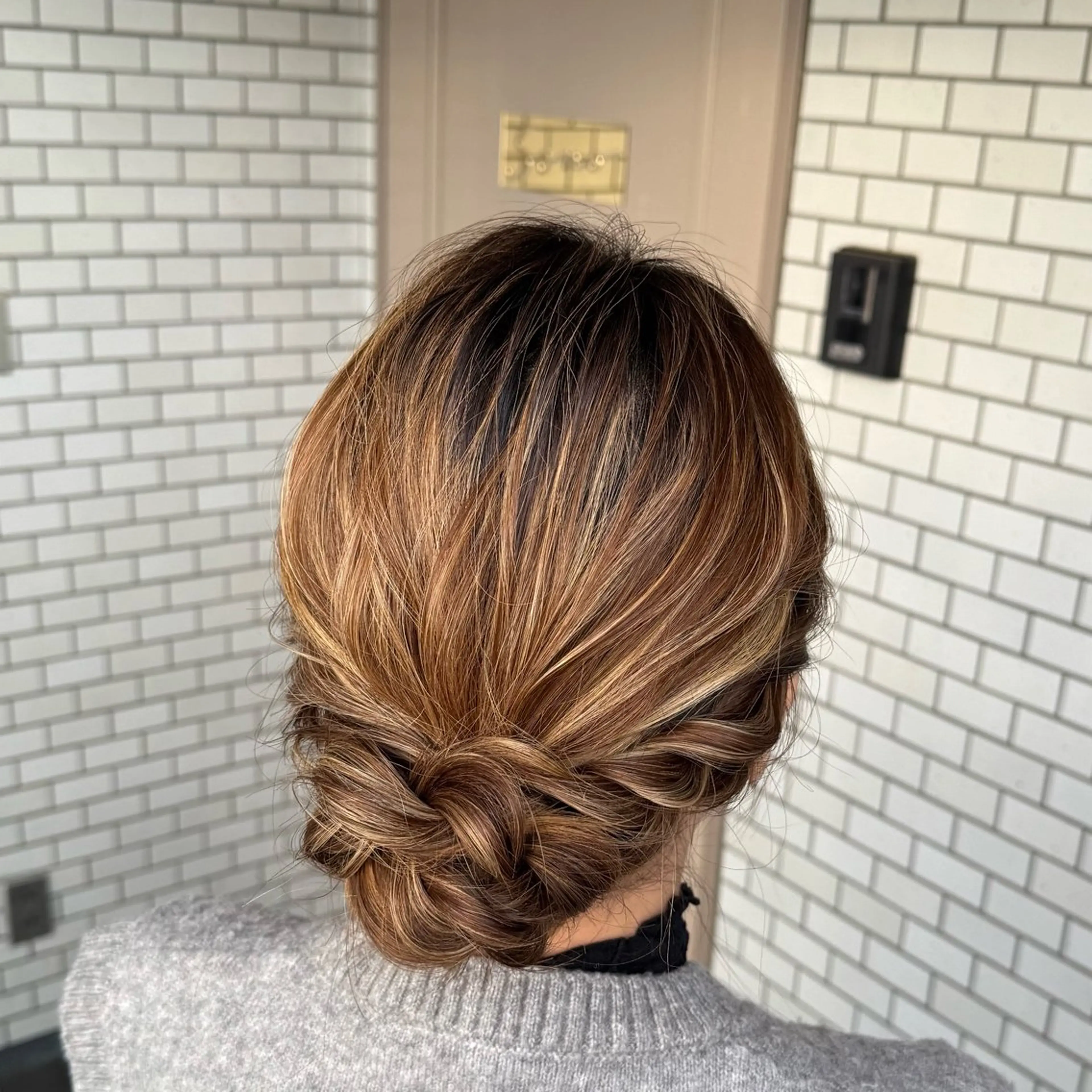 ロング ヘアアレンジ 成人式 ハーフアップ 卒業式のヘアスタイル 褒められヘアメイク /ボブ女子🐶みおのヘアスタイル