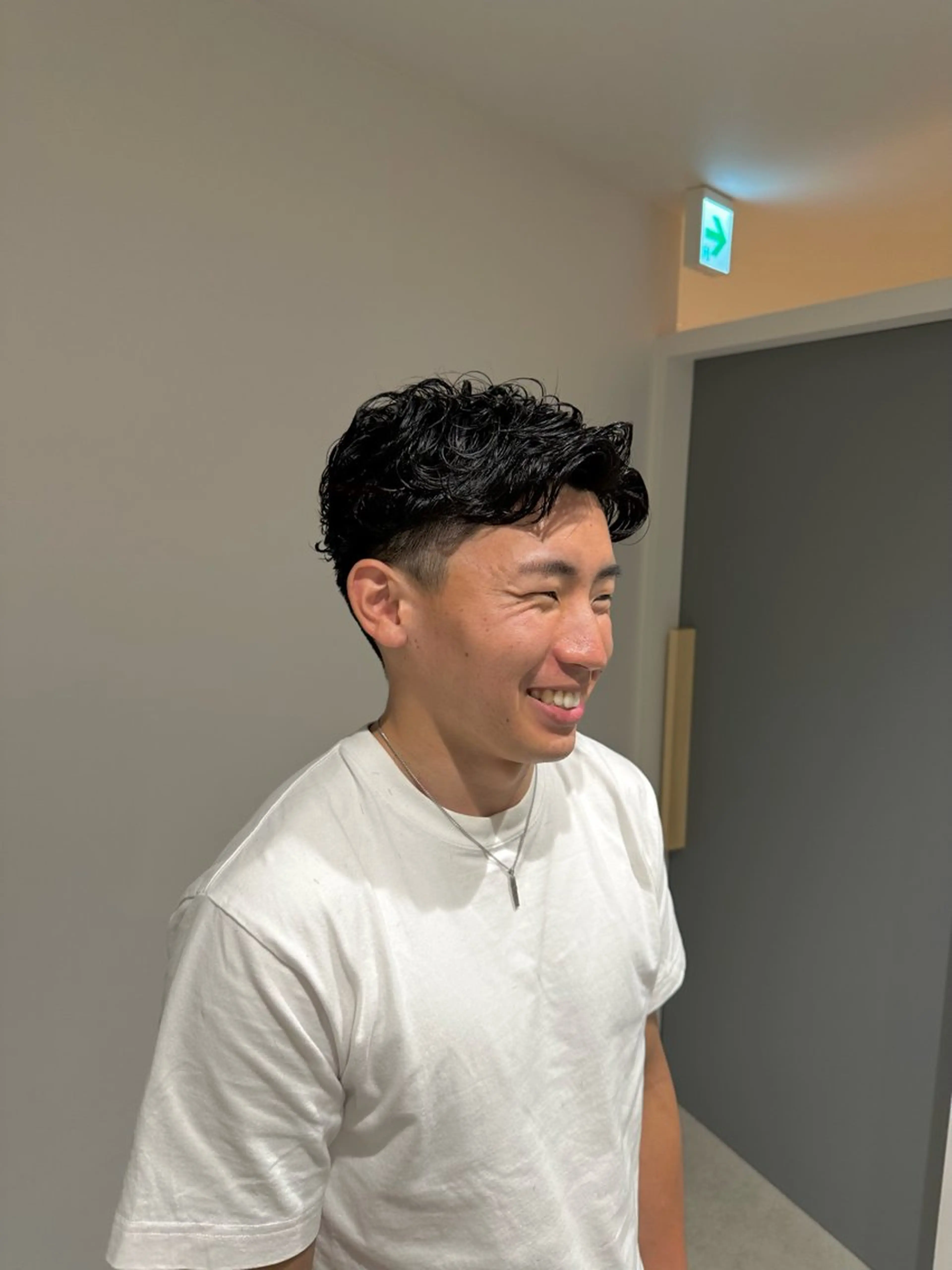 ショート パーマ メンズ フェザーパーマ メンズパーマ メンズパーマ達人/ フェード/イツキのヘアスタイル