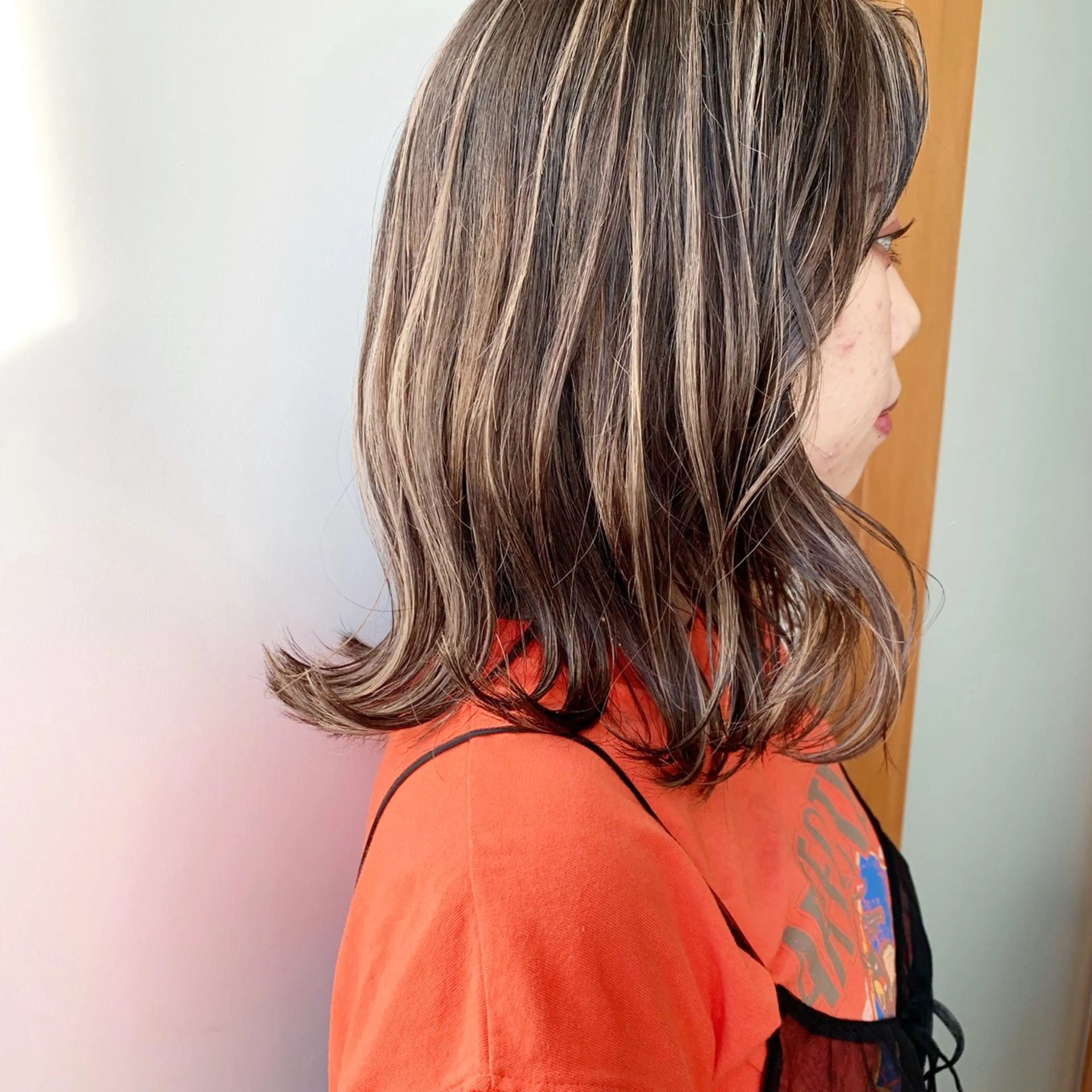 ミディアム ハイライト ヘアカラー フリーランス　美容師 cayocoのヘアスタイル