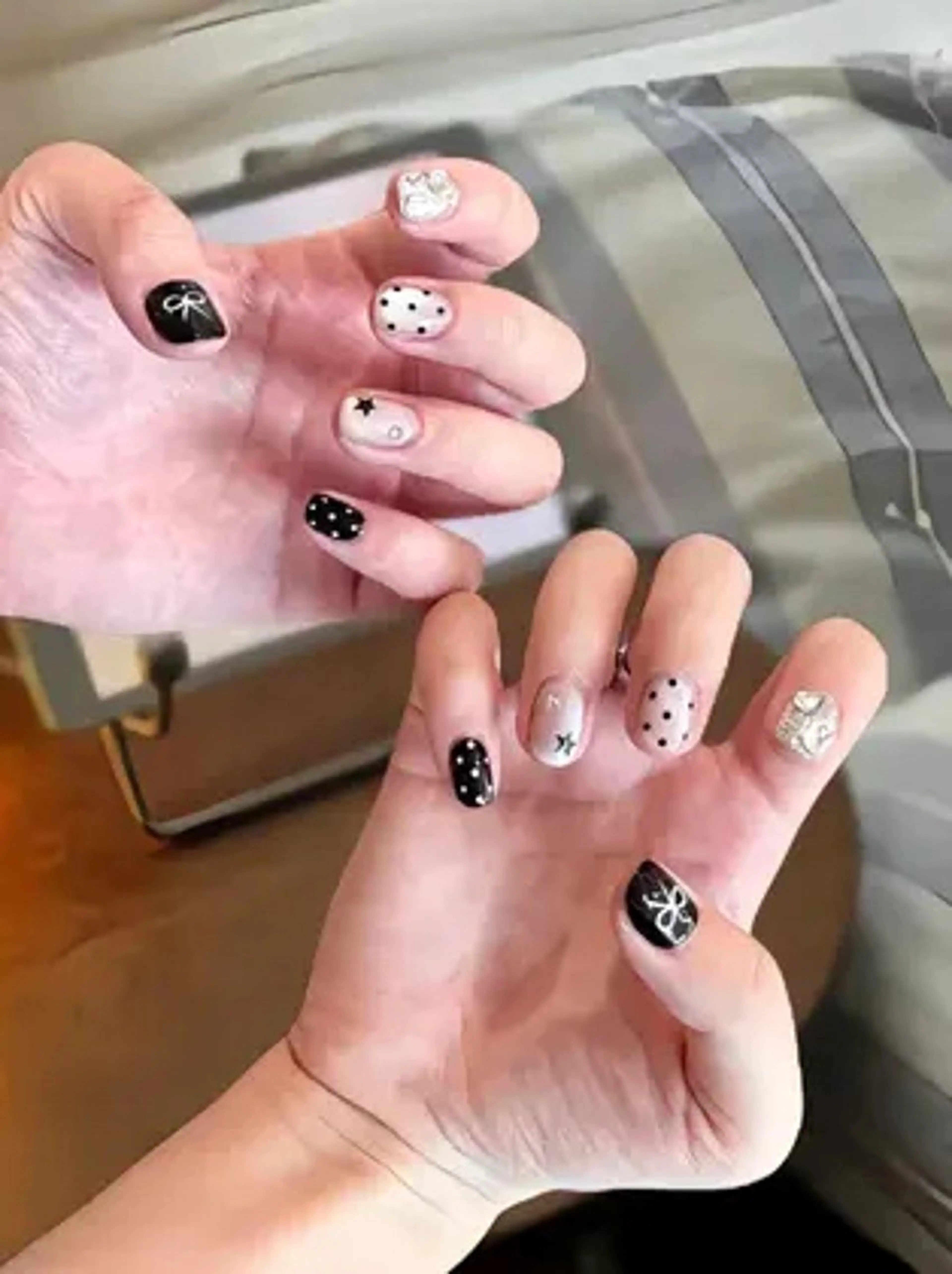 【✨ハンド・ジェルネイル✨】💗持ち込みデザインやり放題180分💗ストーン&パーツ付き💗ジェルオフ付き💗の写真