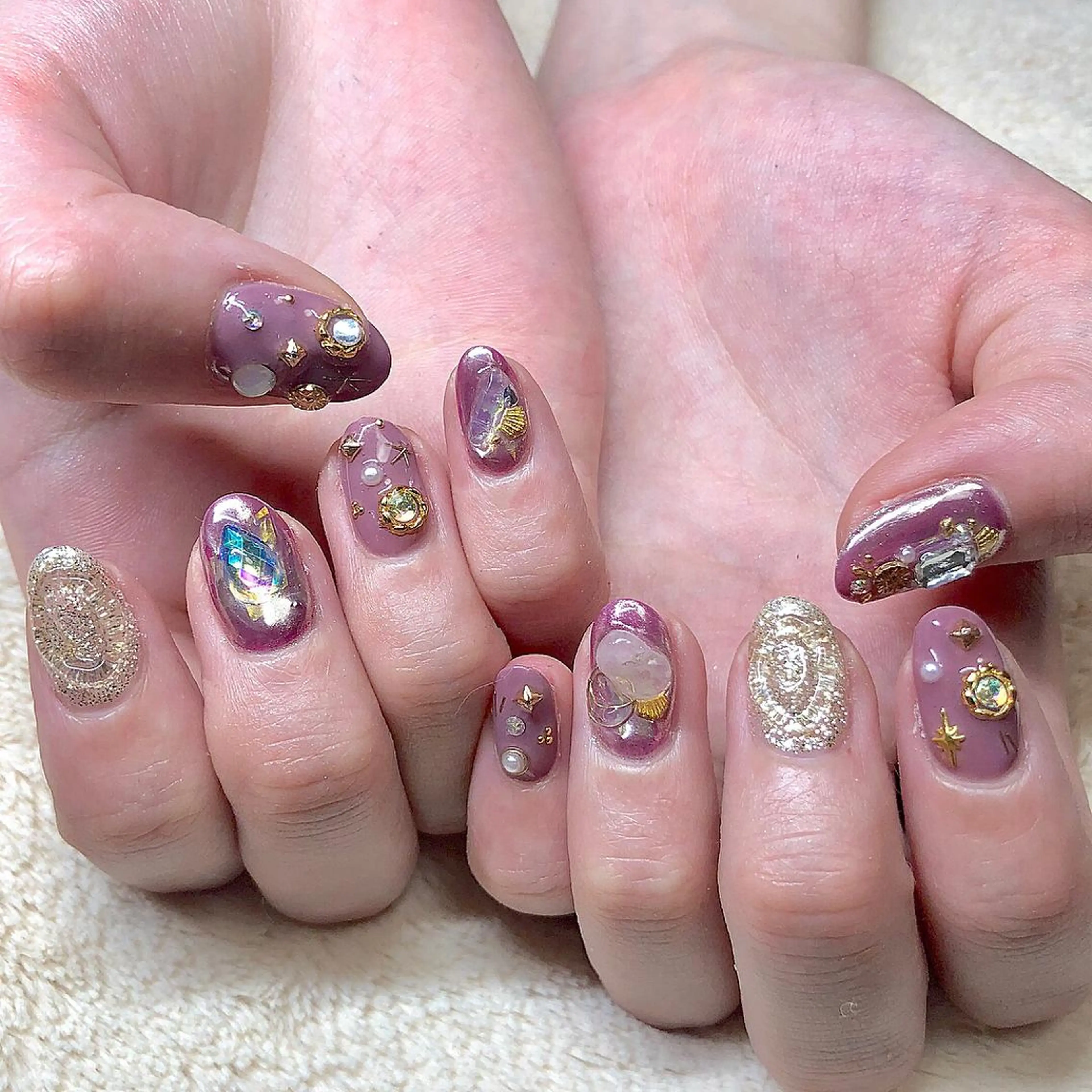 ネイル ガーリー Twinkling( private salon)所属・伊藤 京香のネイルデザイン