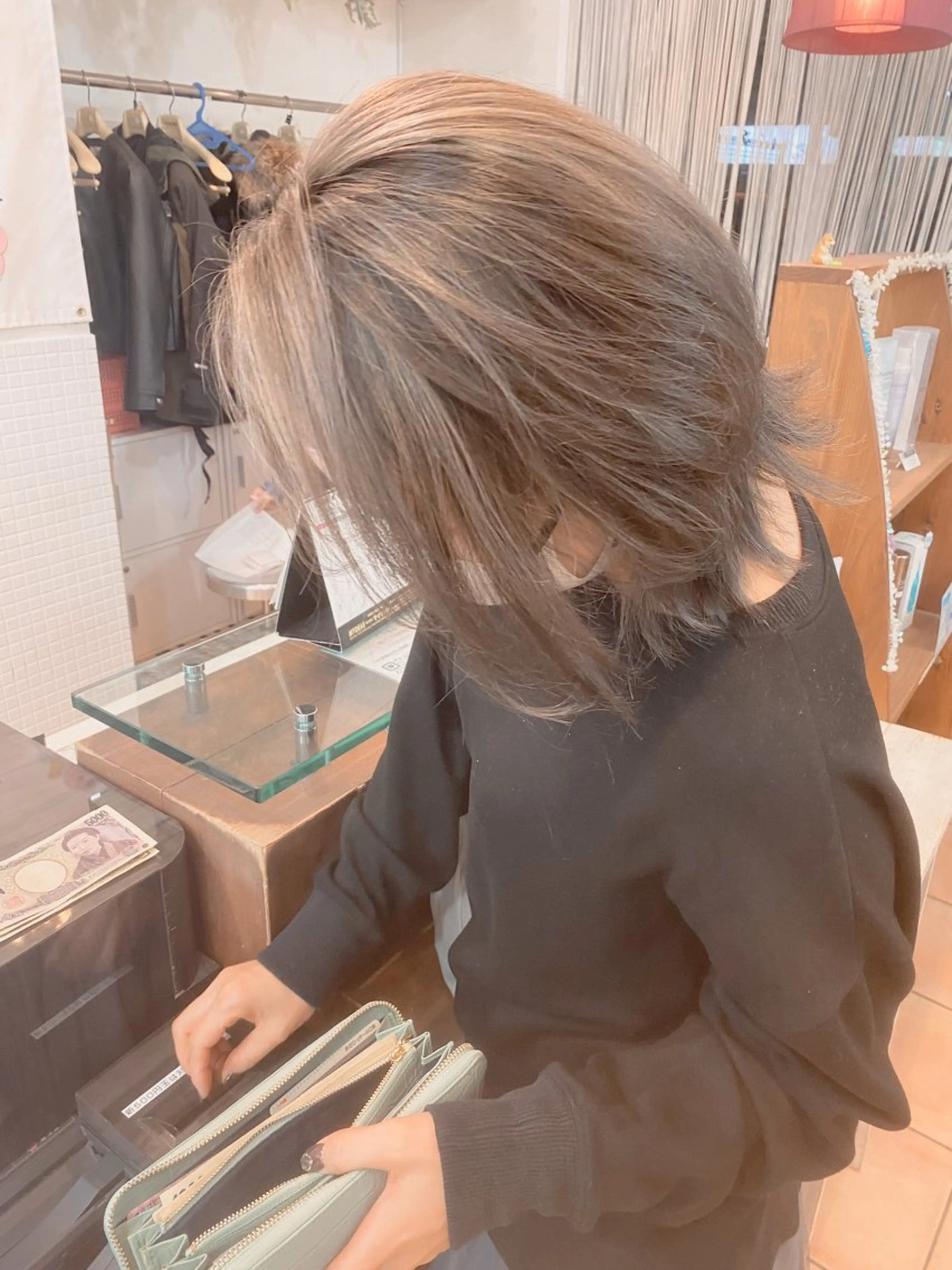 ミディアム ヘアカラー カラー特化 横川　翔希のヘアスタイル