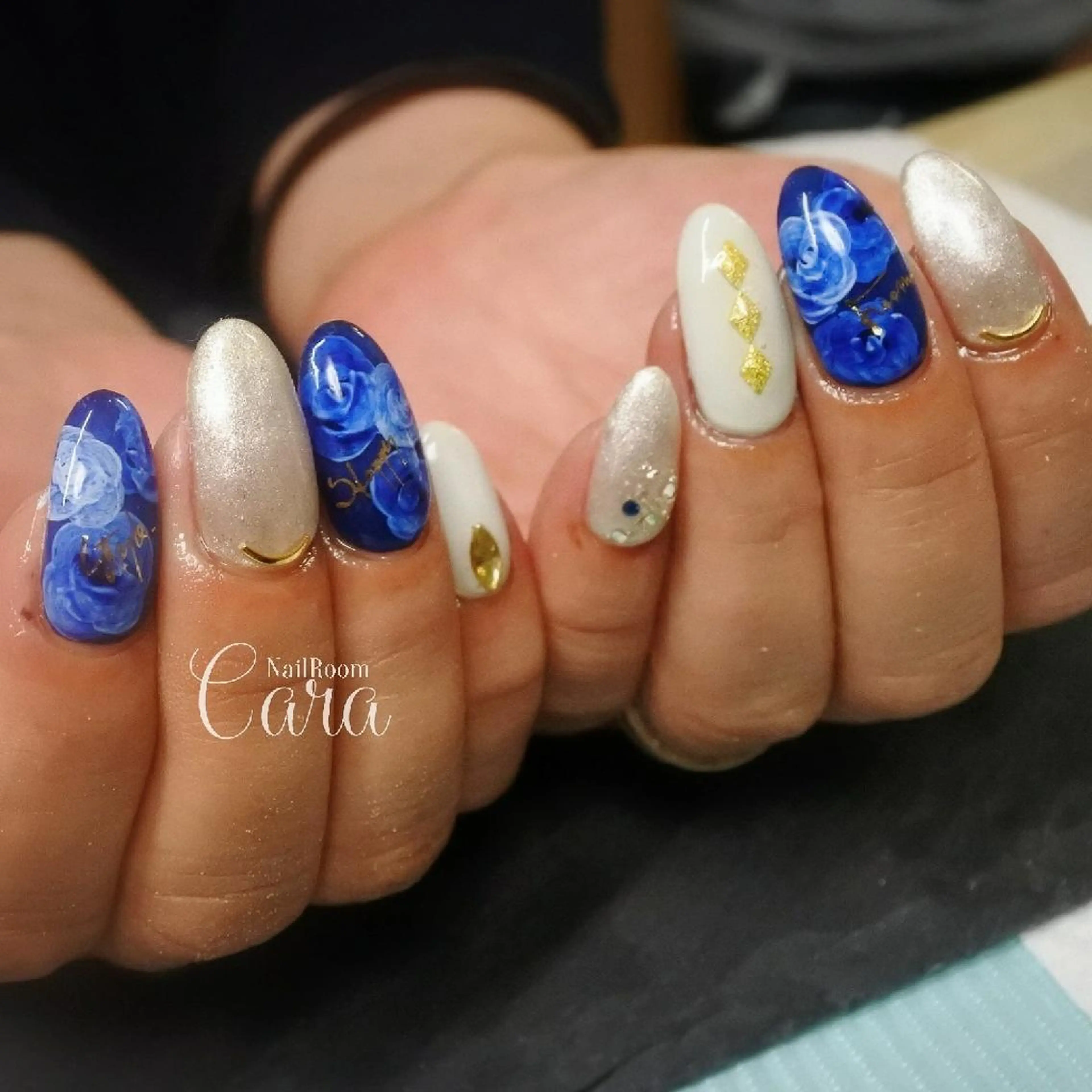 ネイル ハンドネイル instinkt_ Mio Mizunoのネイルデザイン