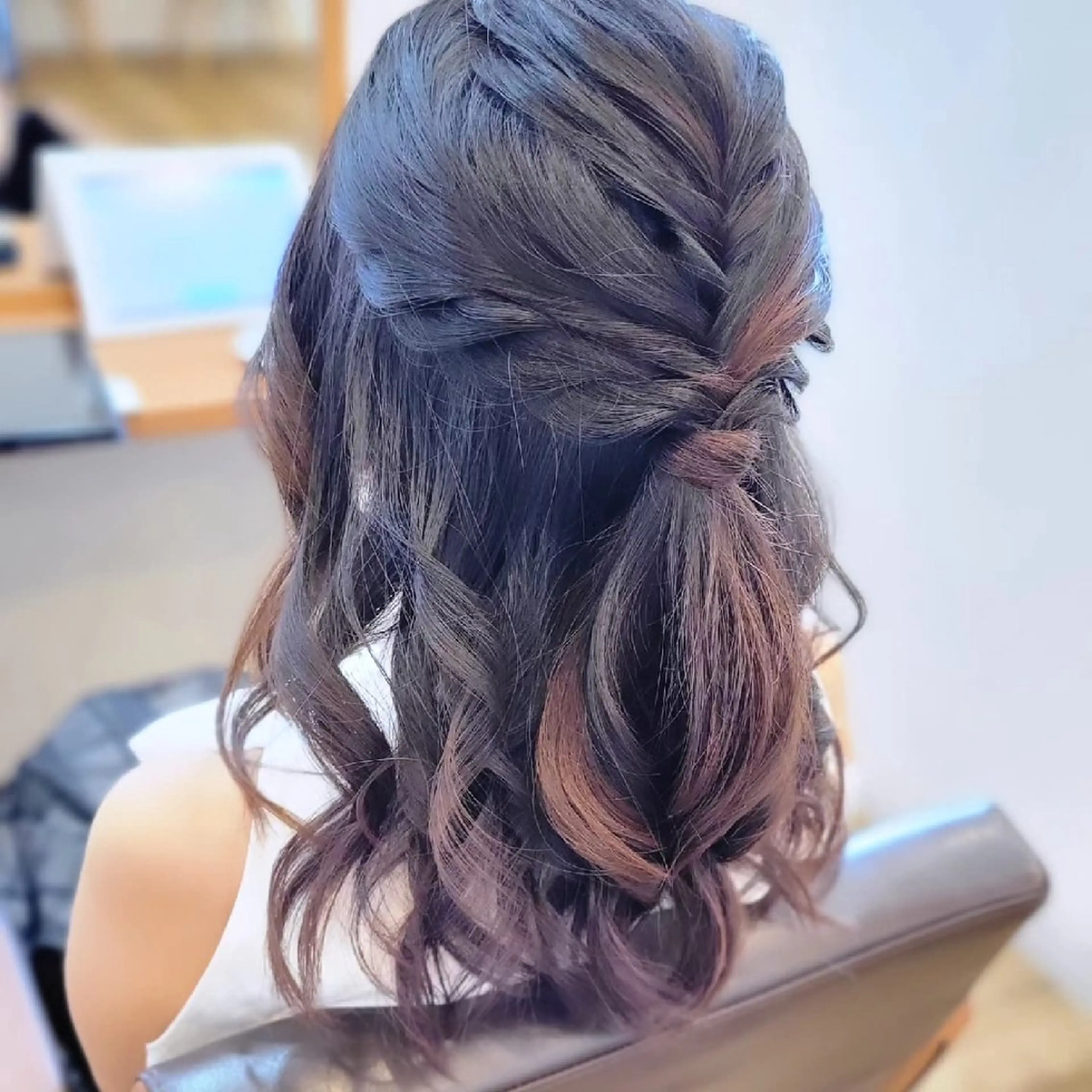 セミロング Agu hair flower所属・E RIのヘアスタイル