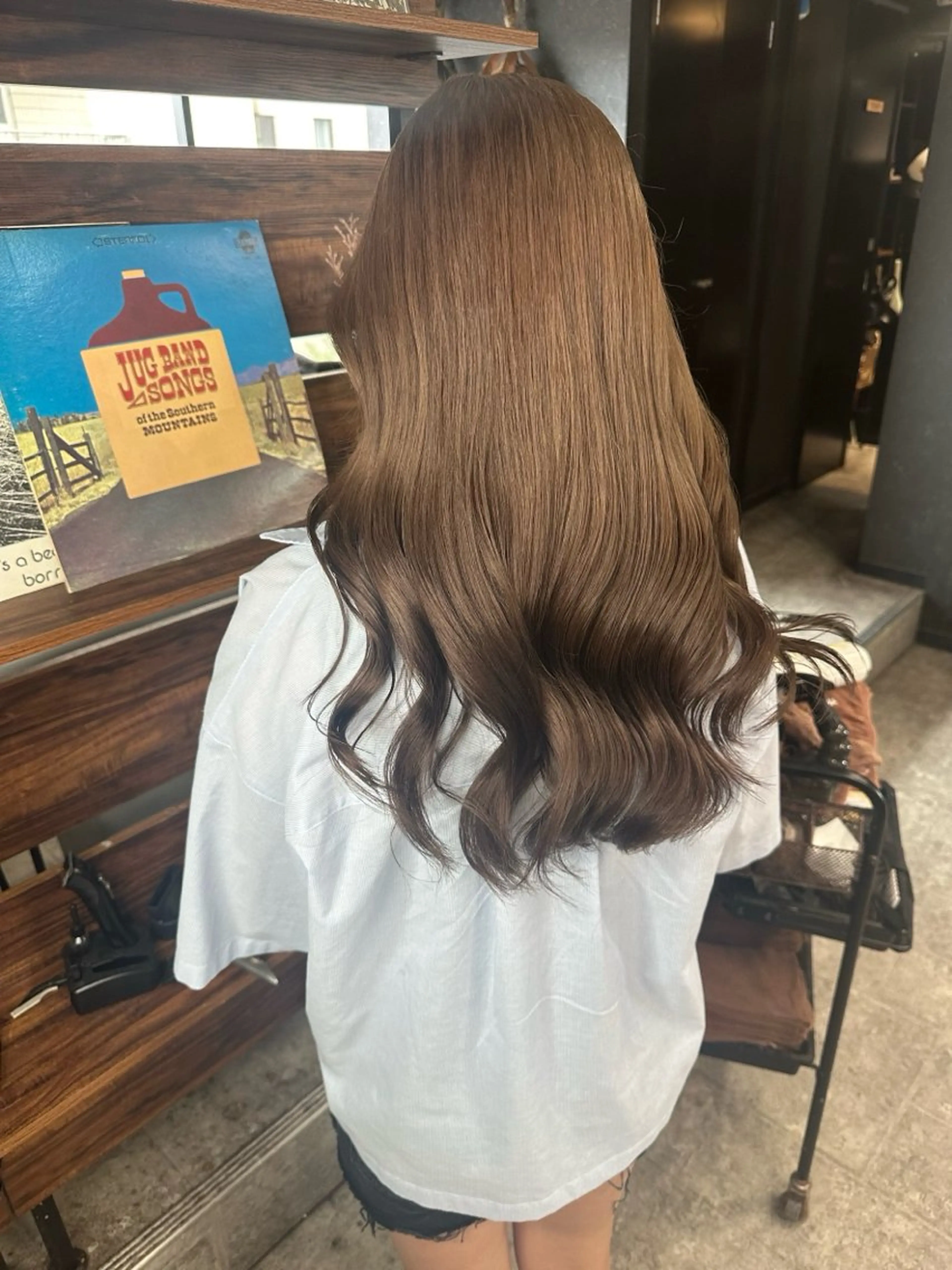 カラー 齋藤 春姫のヘアスタイル