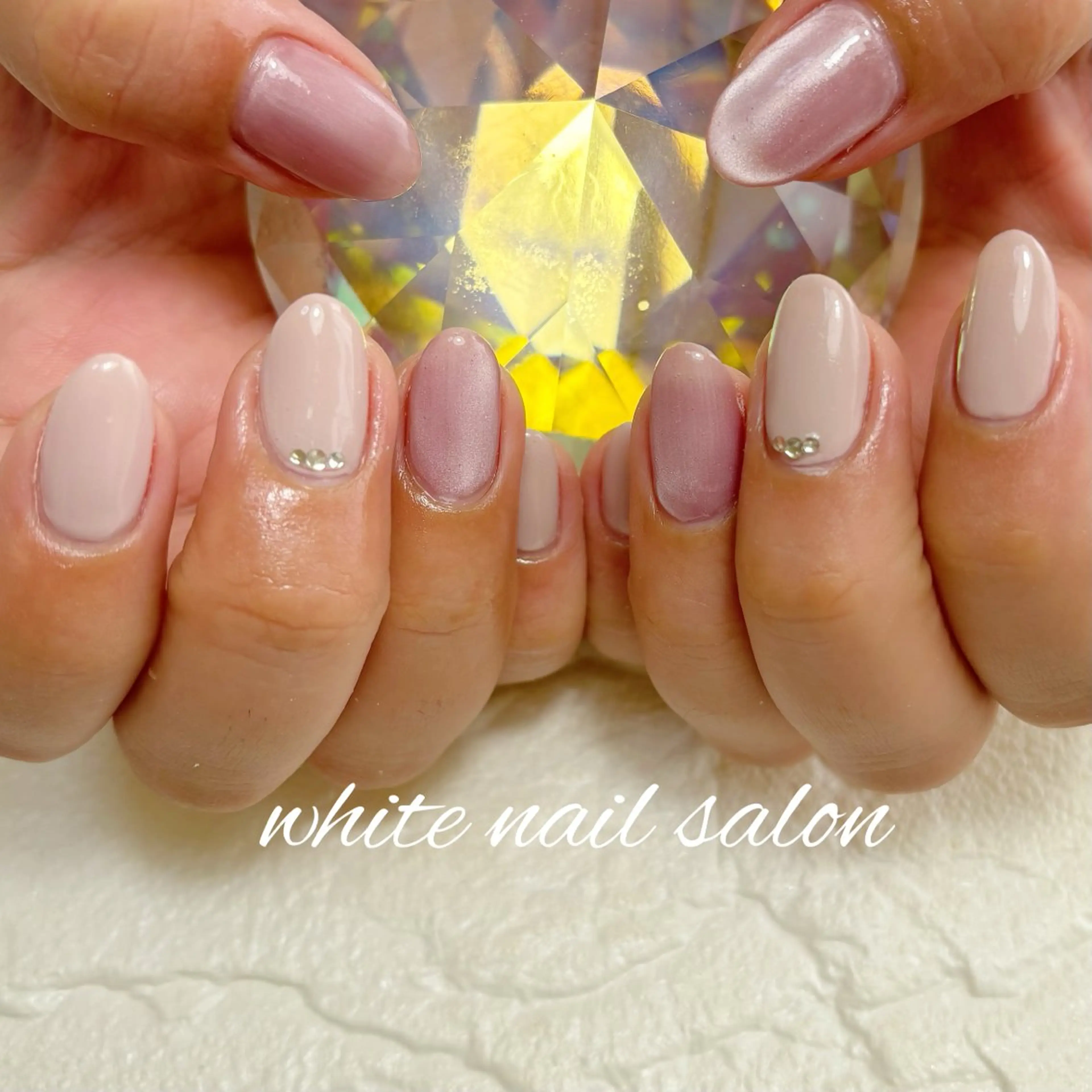 ネイル フットネイル ラメ(グリッター) ハンドネイル white nail salonのネイルデザイン