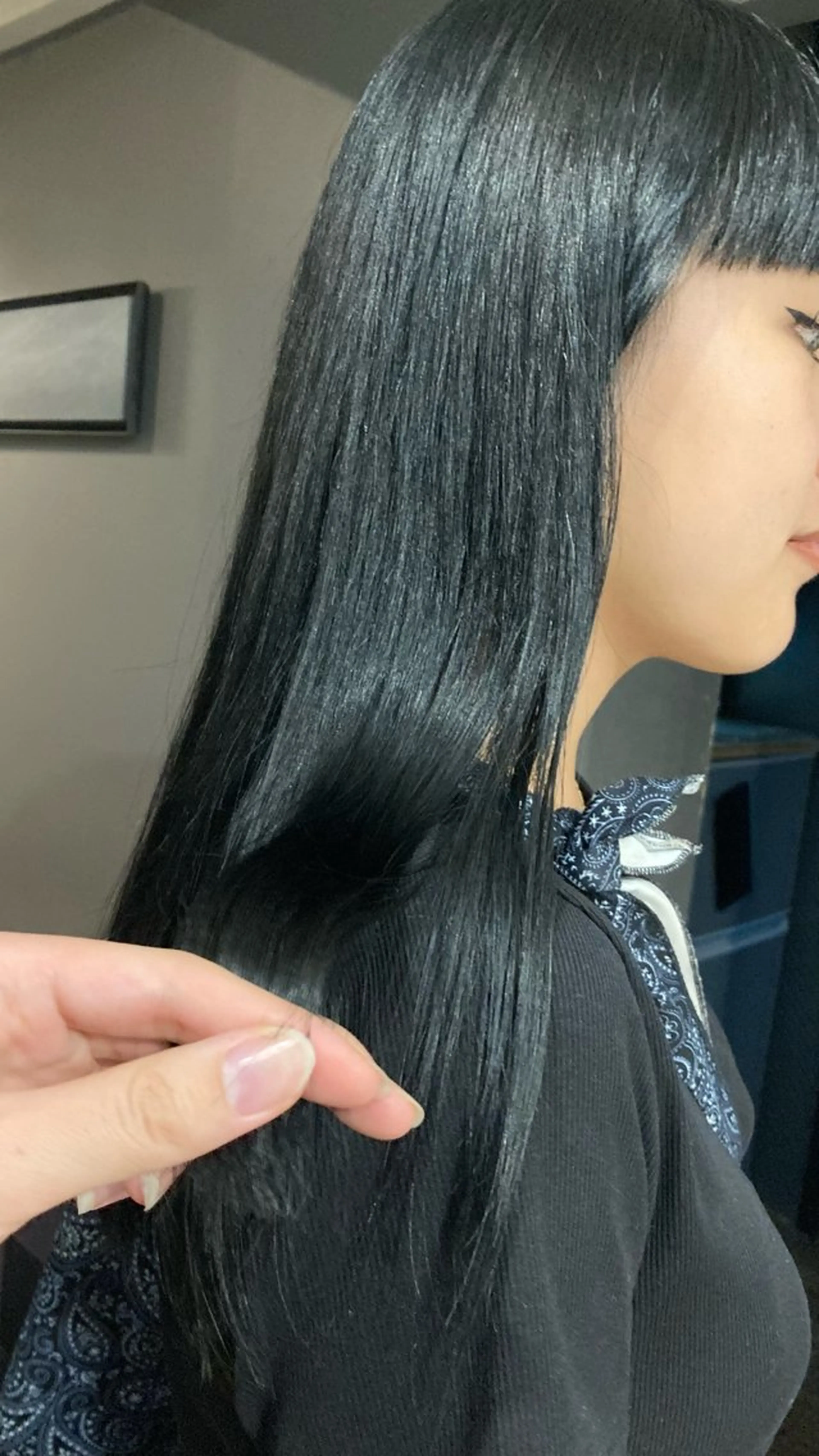 セミロング カラー MAKI渋谷 【カットモデル募集】のヘアスタイル