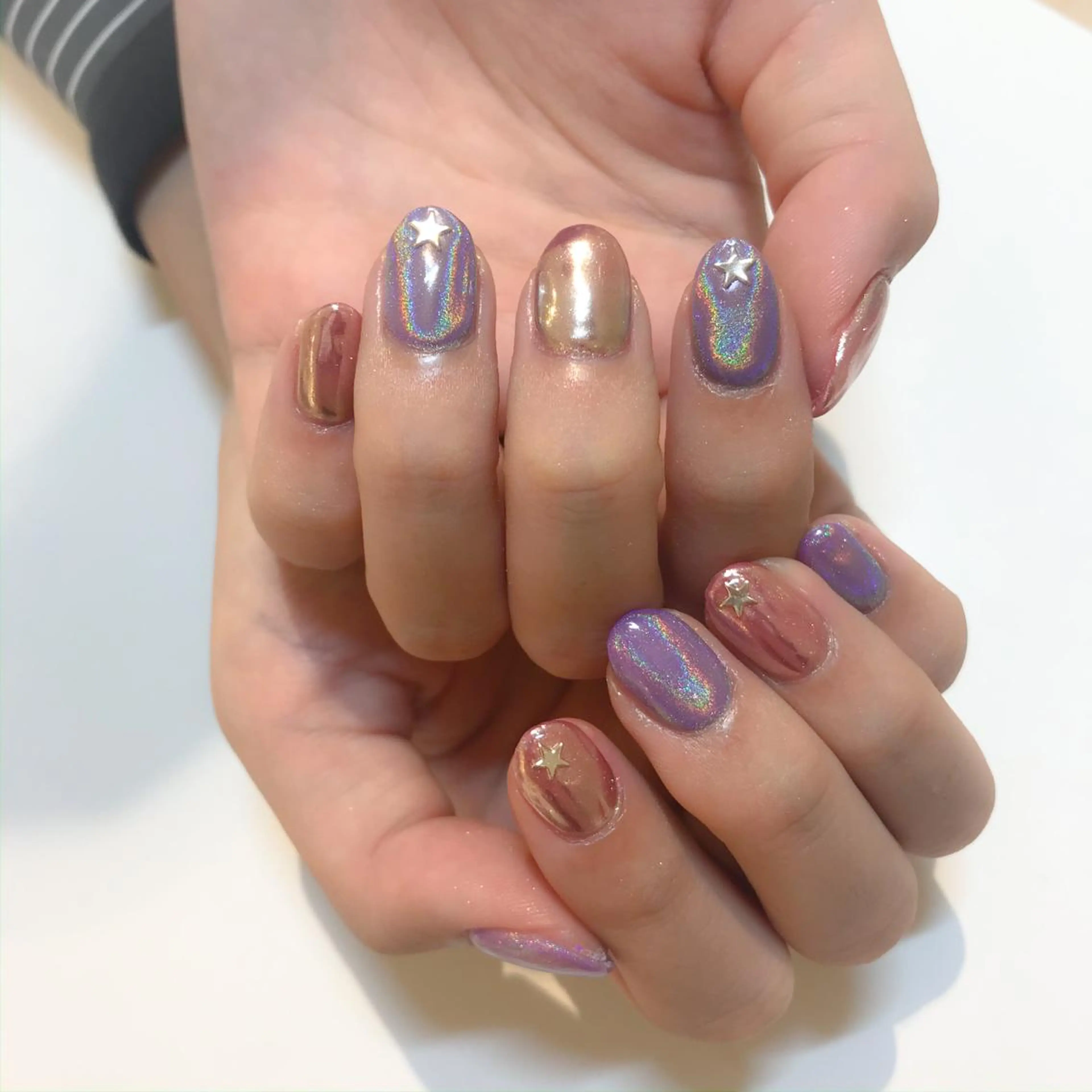 ネイル ミラーネイル ハンドネイル 本田 知美のネイルデザイン