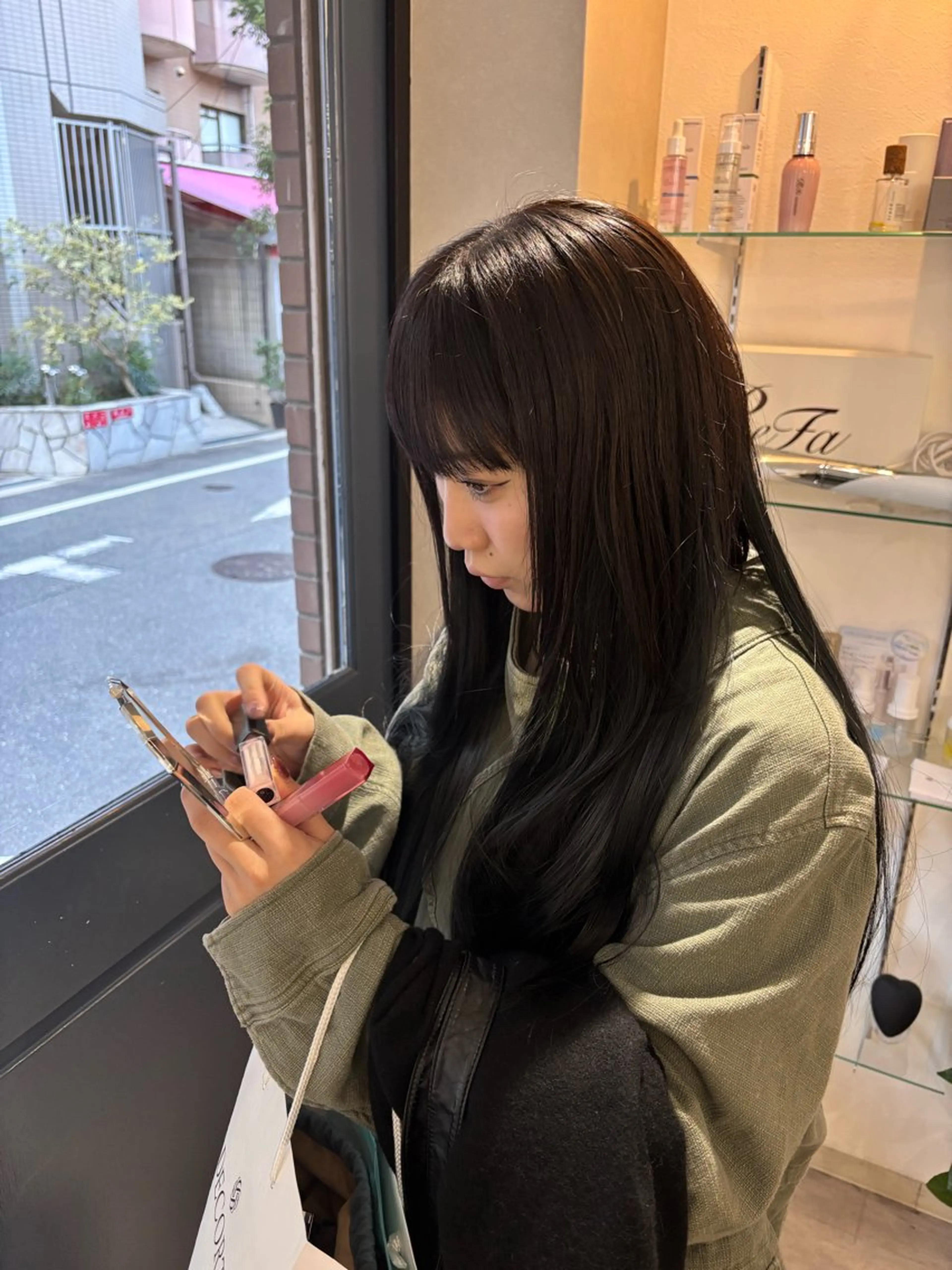 ロング カラー ヘアカラー トリートメント Fukuma Karinのヘアスタイル