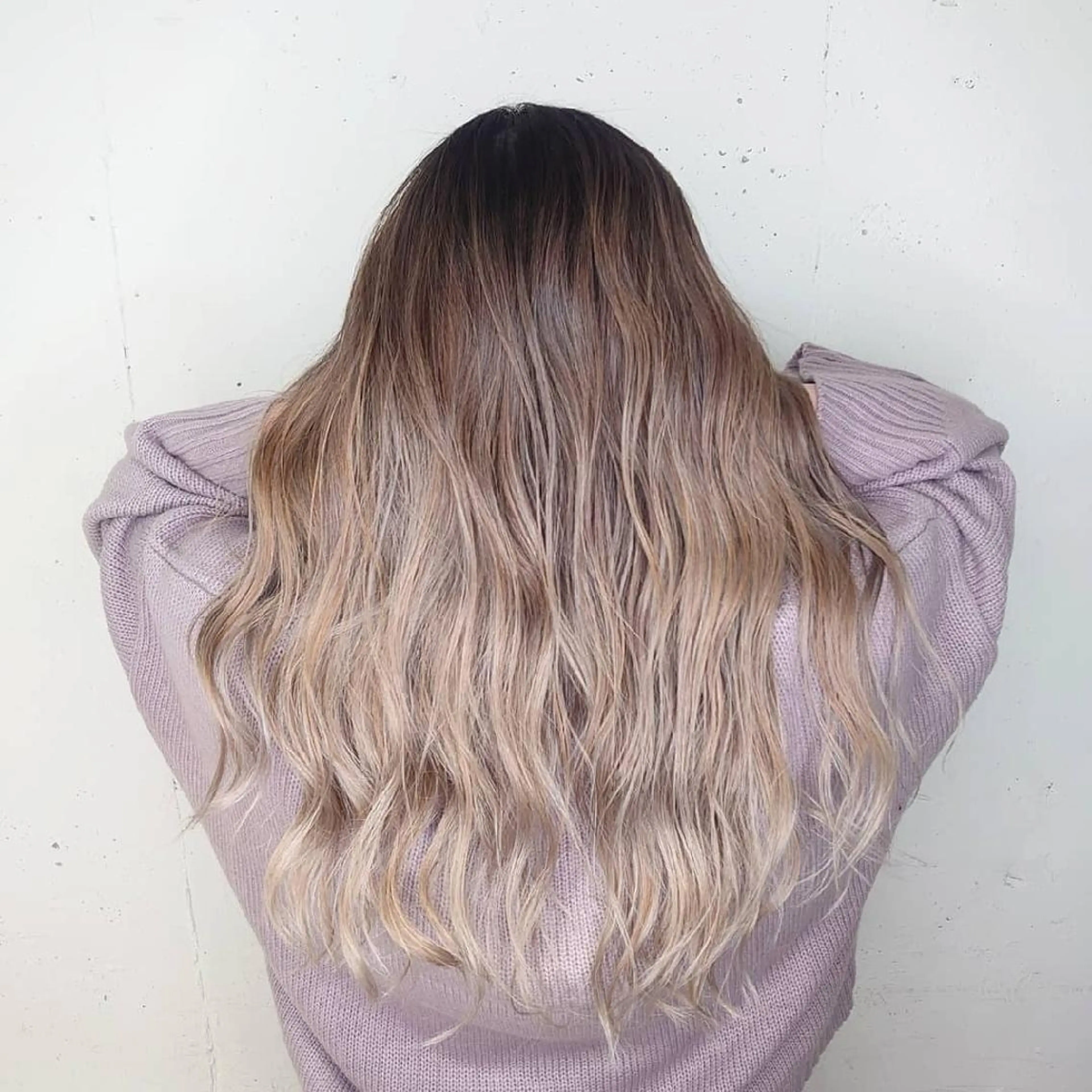 ロング カラー ヘアアレンジ ブリーチ グレージュ ミルクティーグレージュ E Komo hair所属・Wow❕E Komo hair 永井一輝のヘアスタイル