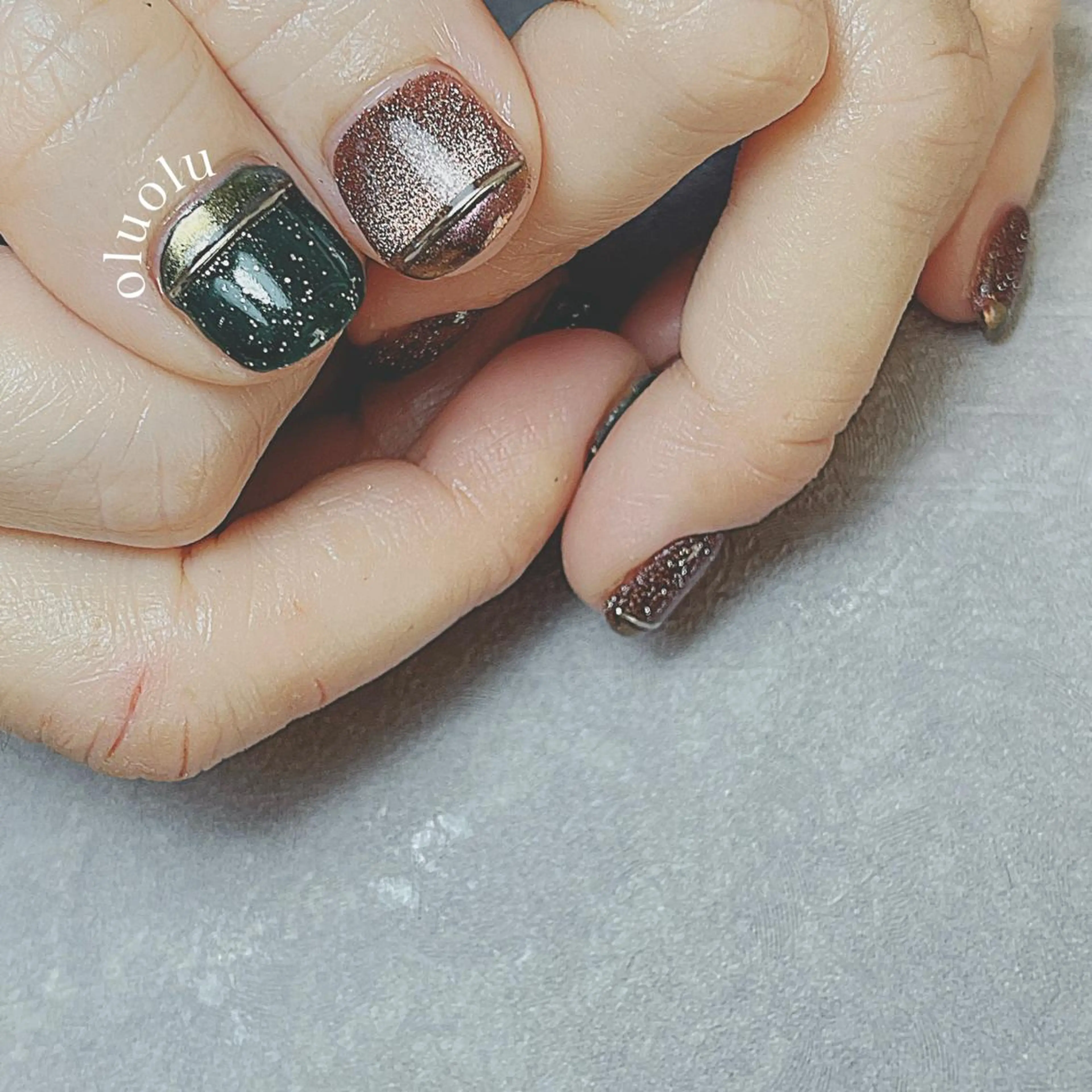 ネイル アートネイル キラキラネイル ラメ(グリッター) マグネットネイル ニュアンスネイル ハンドネイル 大村 紬華のネイルデザイン