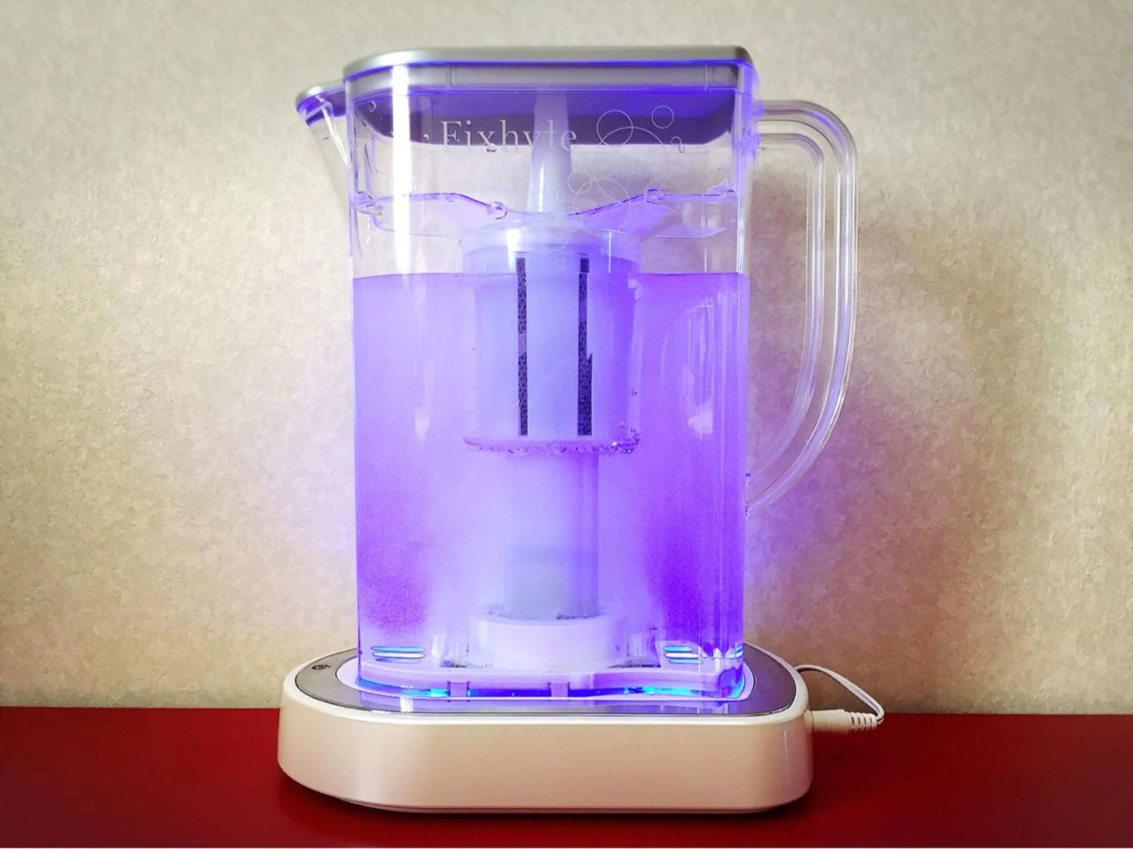 ミネラル水素水生成器“フィクサイト”】 YOSAで浴びる水素も 美顔