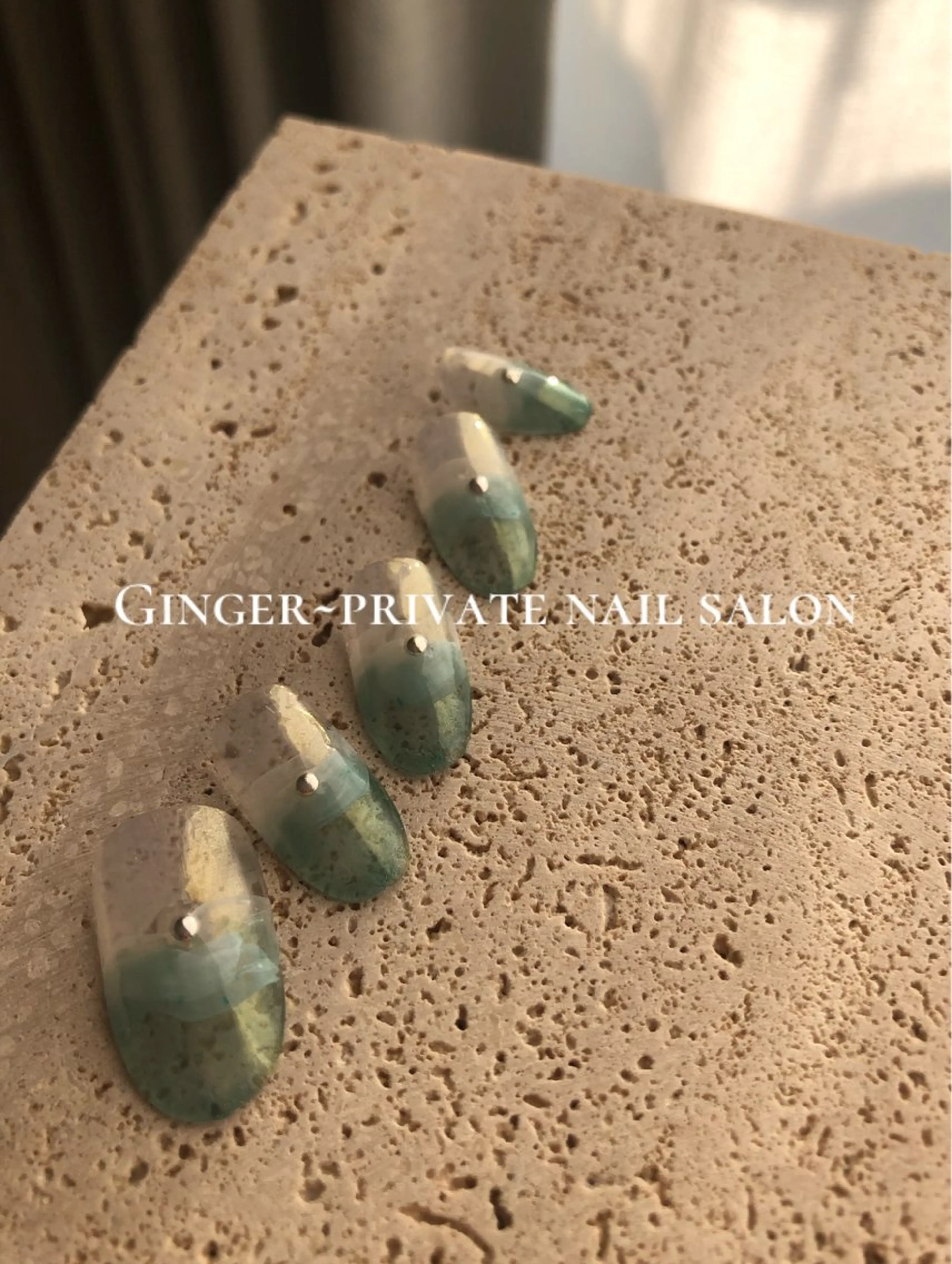 ネイル フットネイル グラデーション ニュアンスネイル オフィスネイル GinGer nail salonのネイルデザイン