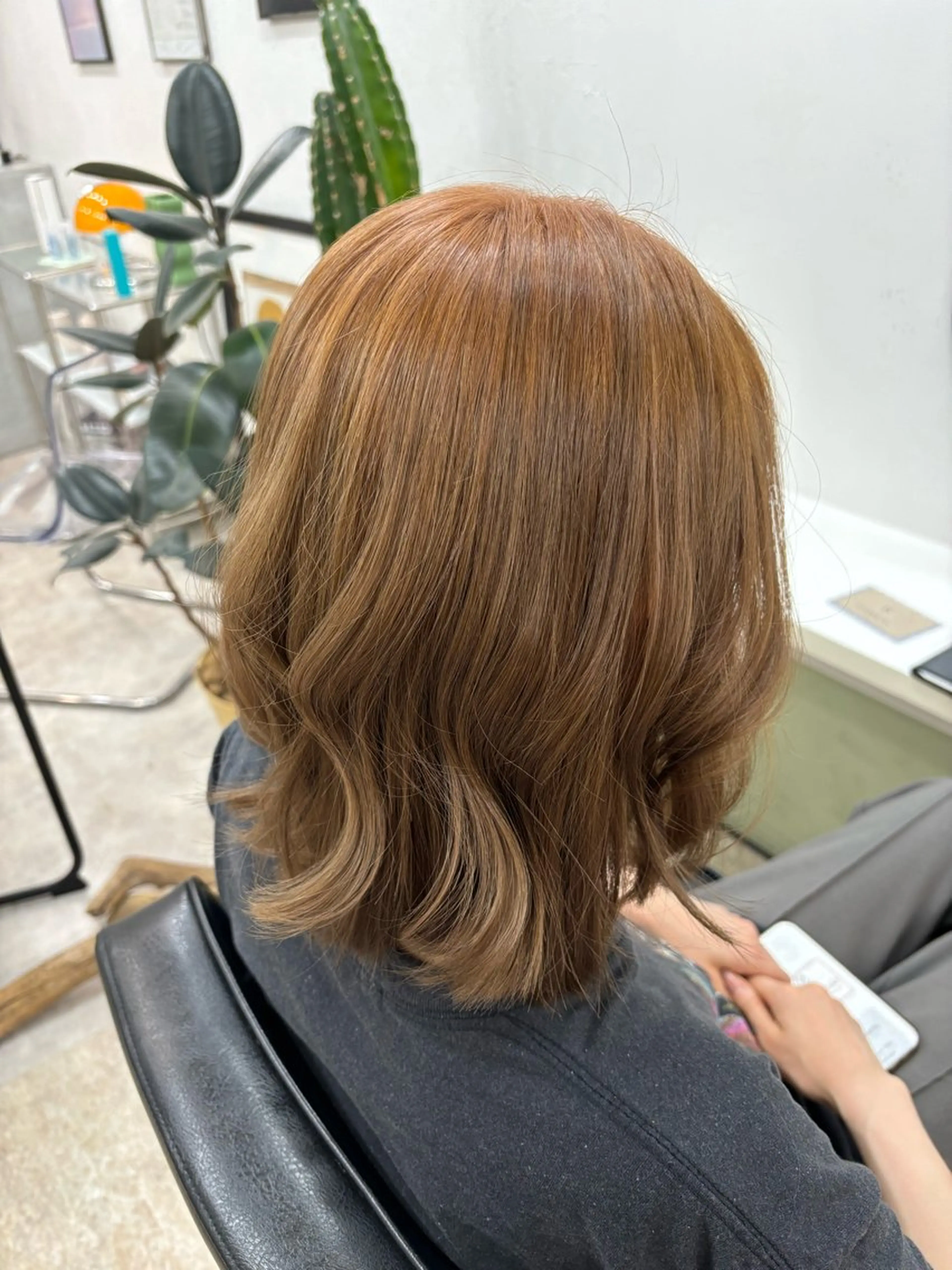 ミディアム ☀️青空SORA /くびれショート☁️のヘアスタイル