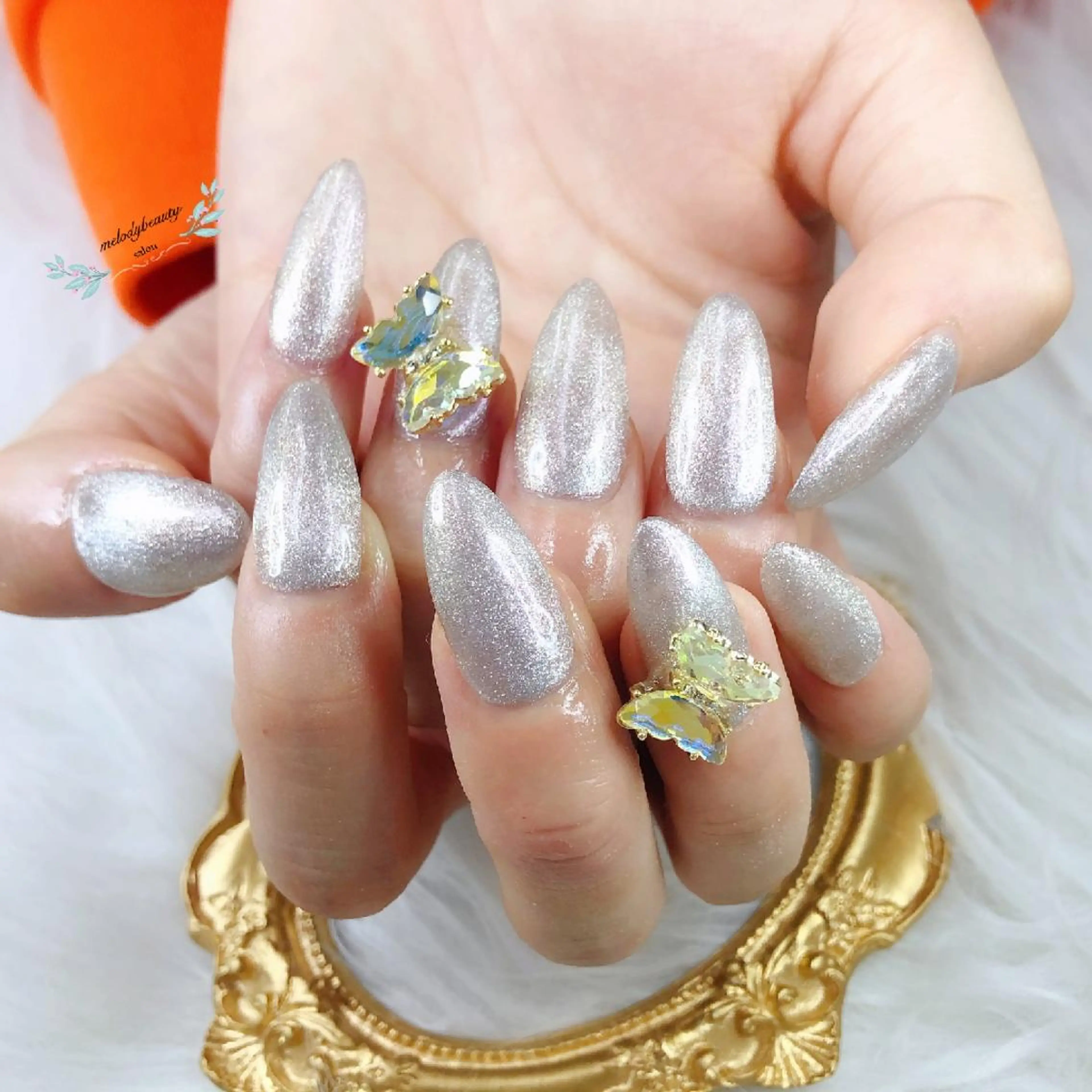 ネイル オーロラネイル ジェルネイル マグネットネイル シンプルネイル ブライダルネイル Melody Nail所属・Melody 3D/スカルプ専門店のネイルデザイン