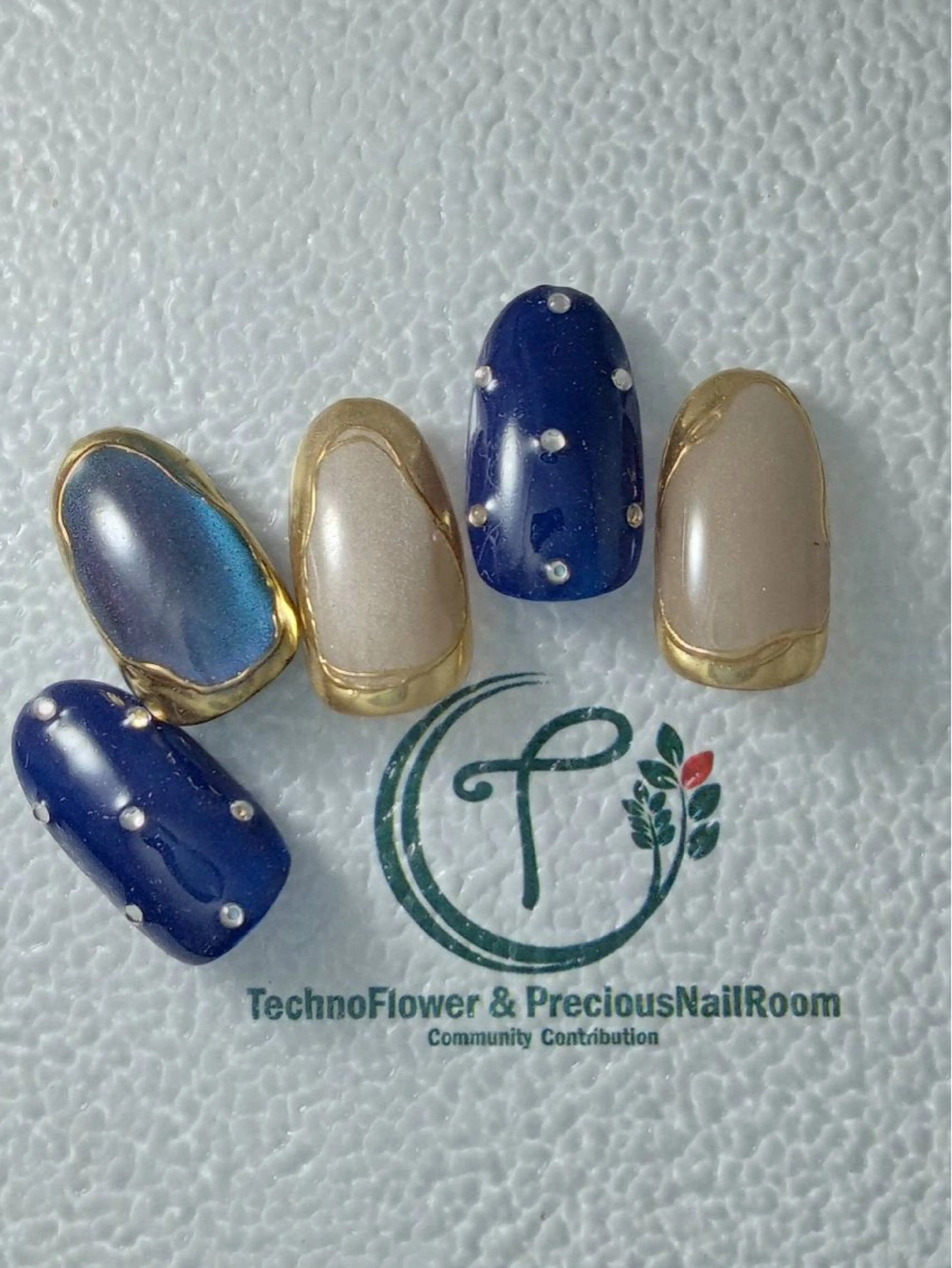 ネイル フラワーネイル precious nail room所属・precious nail  roomのネイルデザイン