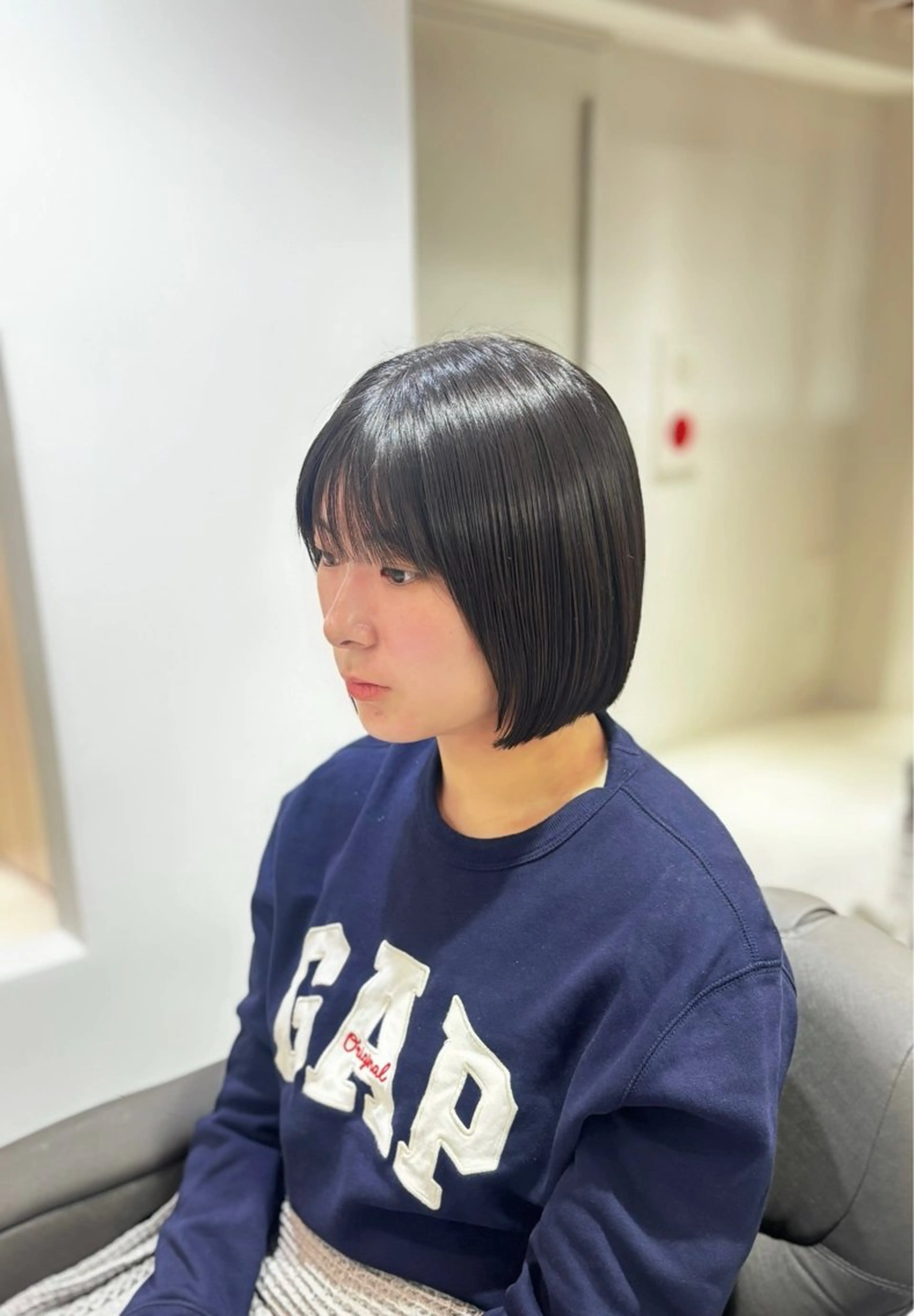 ミディアム カット 白土 さくらのヘアスタイル