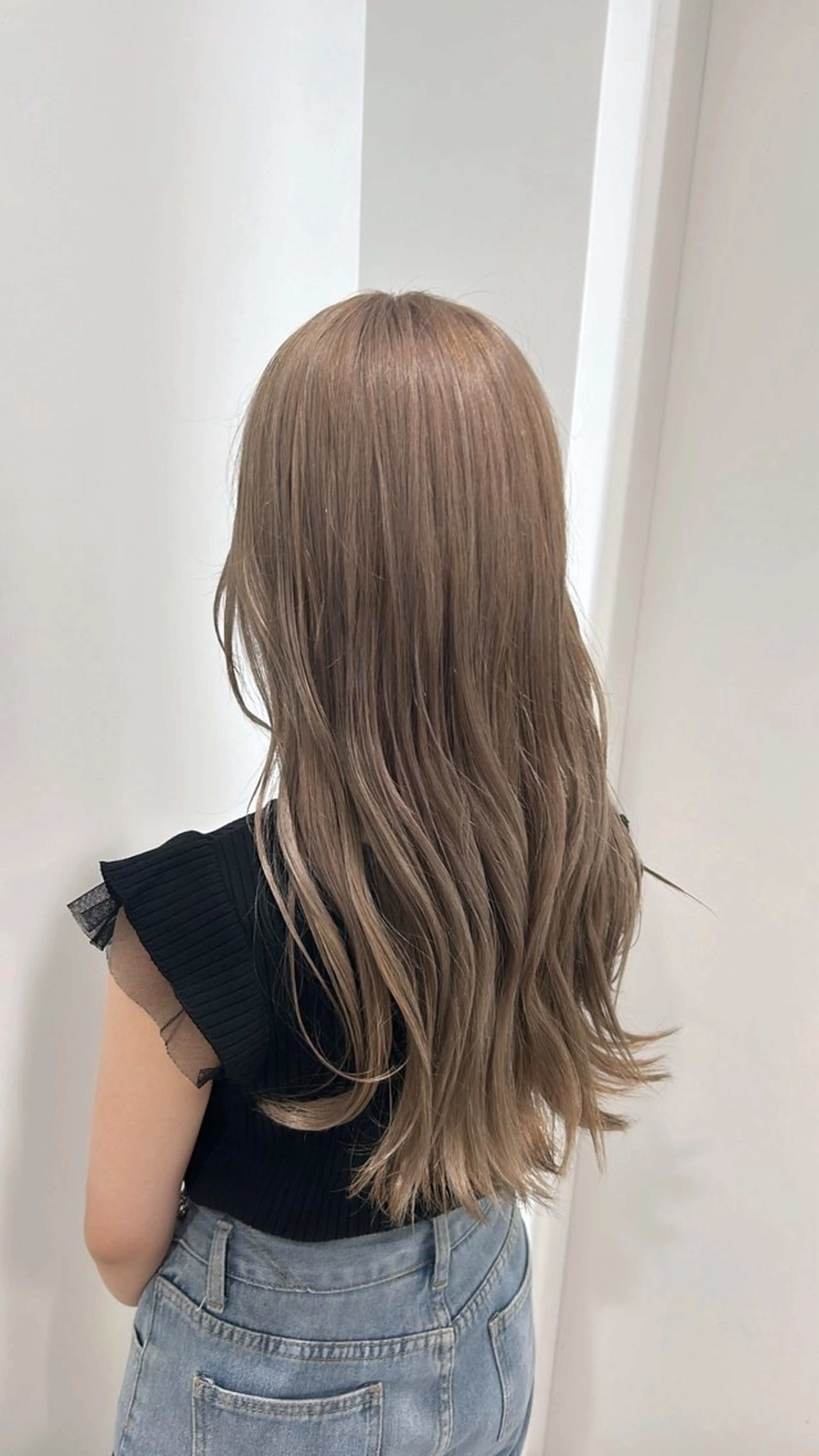 ロング メンズ ヘアカラー トリートメント 艶感ミルクティー🤍 色落ち綺麗🤍ともやのヘアスタイル