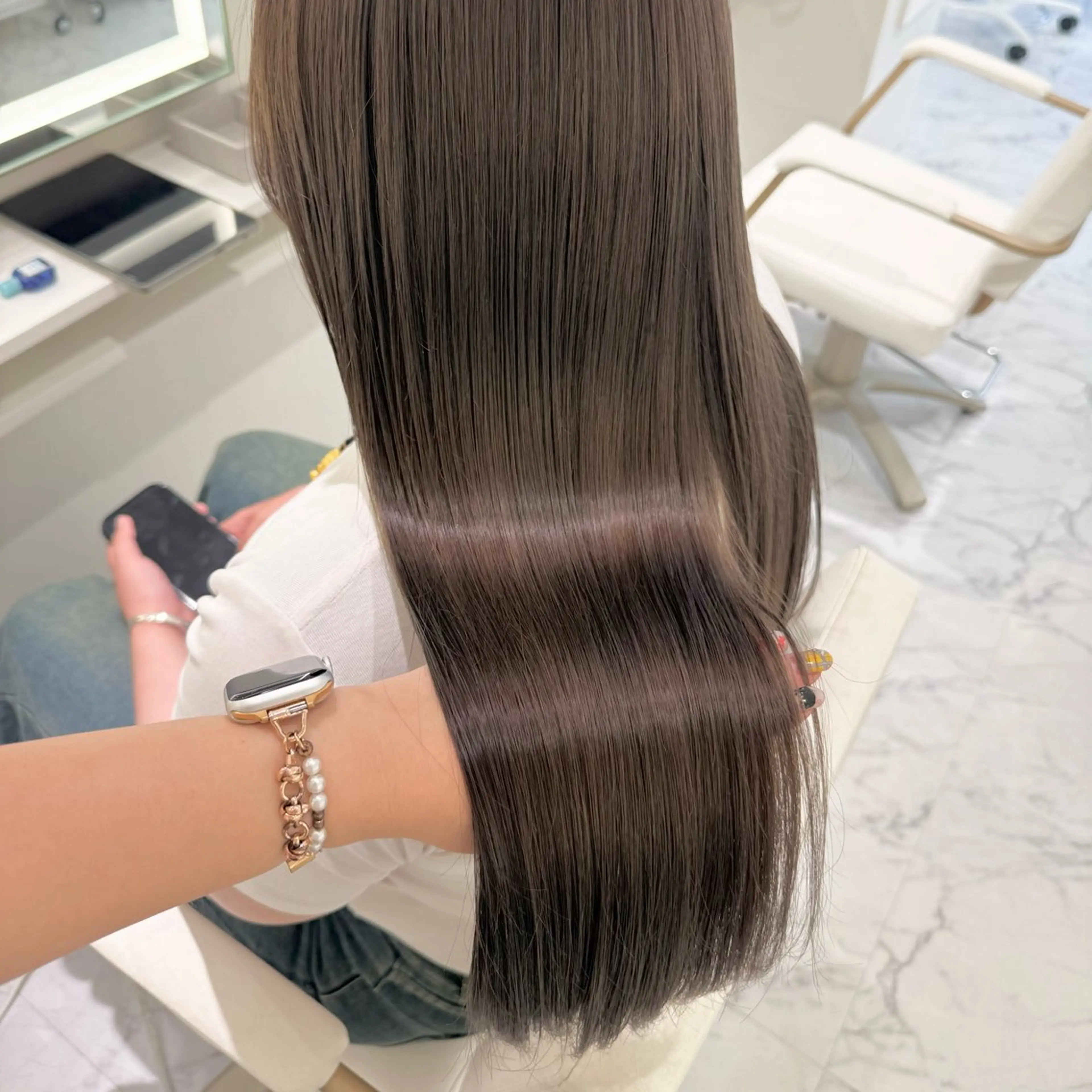人気No.1メニュー🤎カラーと一緒にケアもする【質感再生カラー】＋【似合わせカット】の写真