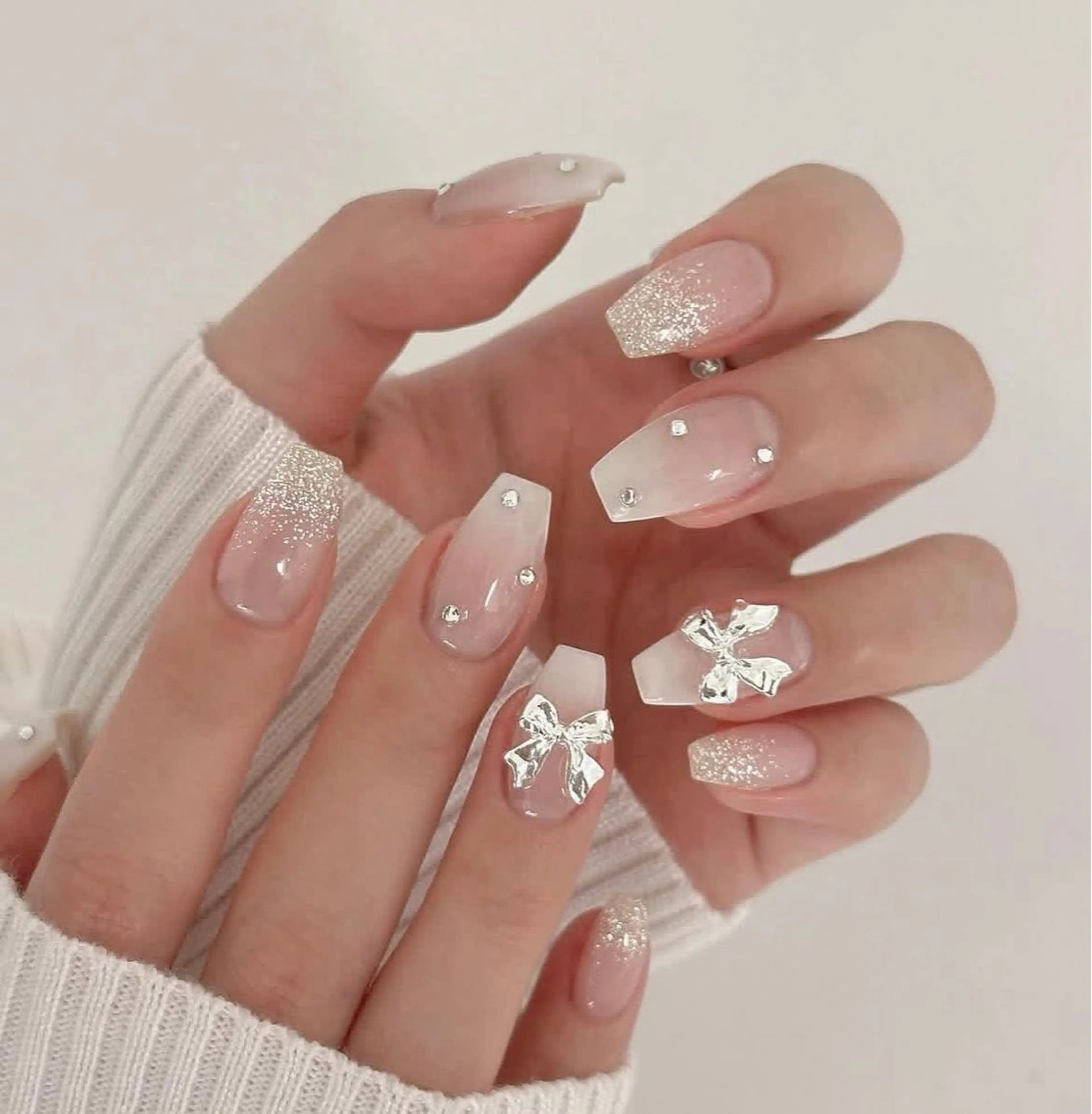 ネイル アートネイル 成人式 ジェルネイル ニュアンスネイル ネイルチップ Kora Nailのネイルデザイン