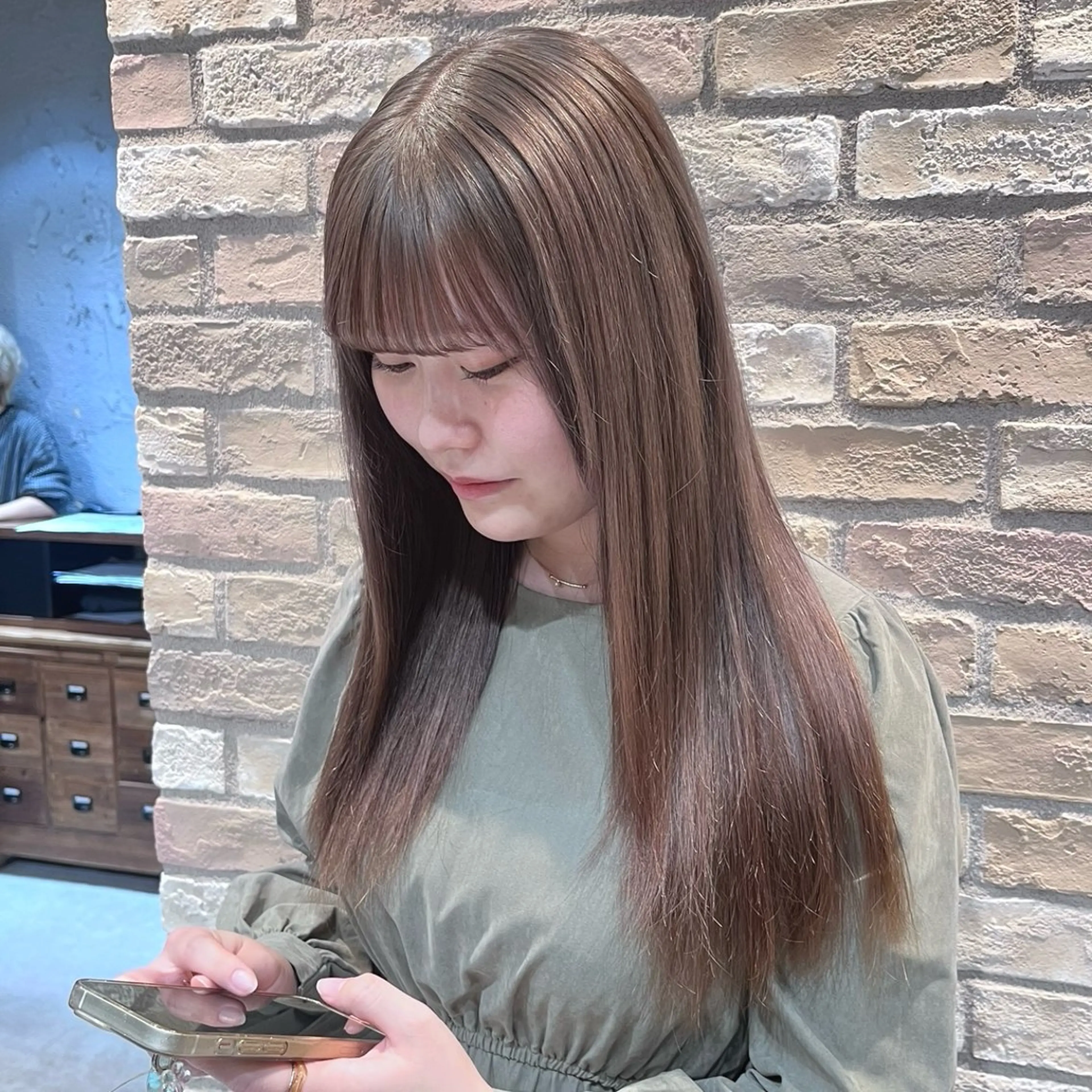 ロング カラー ヘアカラー トリートメント 🩶レイナ🩶 color/nailのヘアスタイル