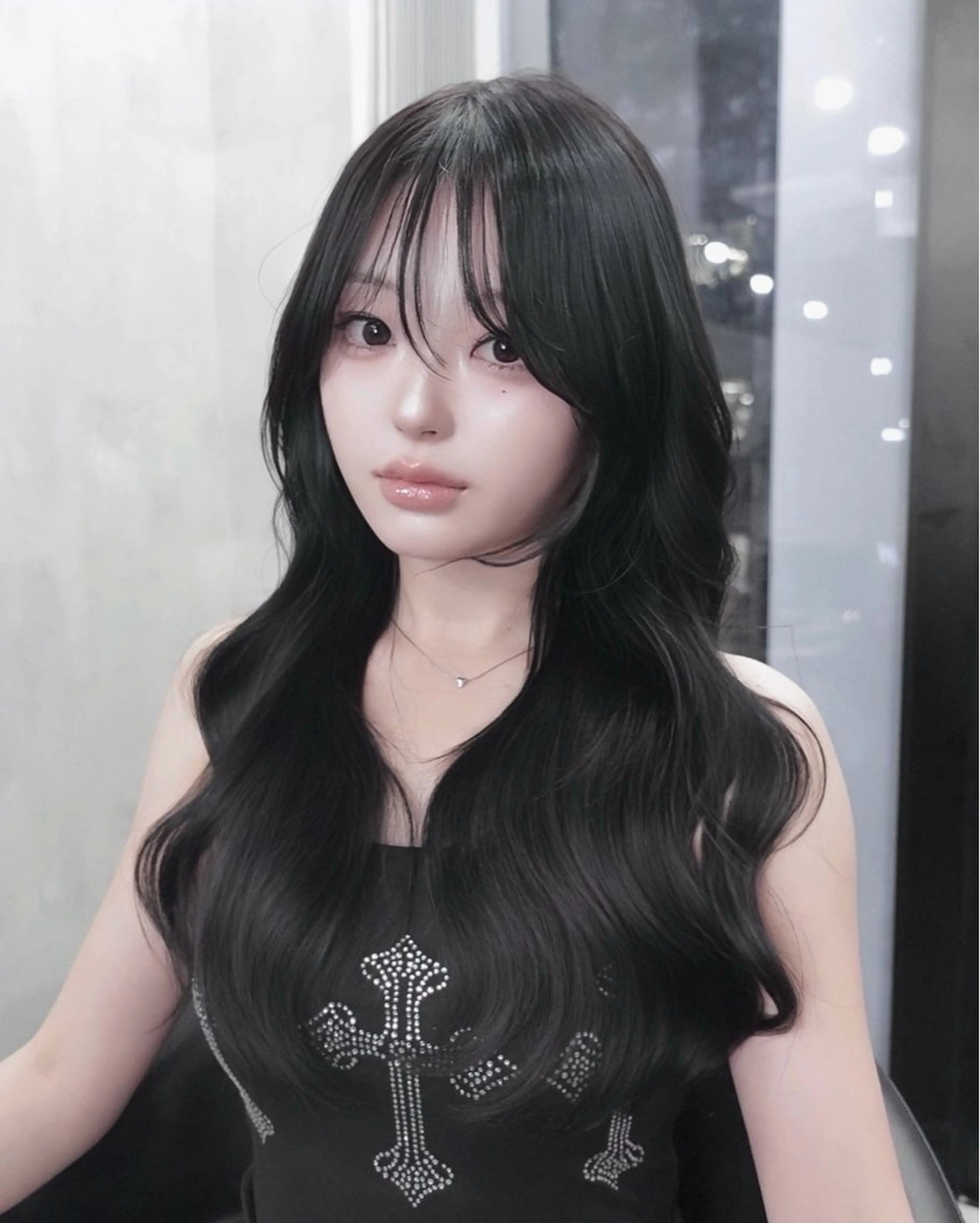 ロング 韓国風ヘア レイヤーカット おくれ毛 シースルーバング 小顔カット カット トリートメント レイヤー/髪質改善 shogoのヘアスタイル