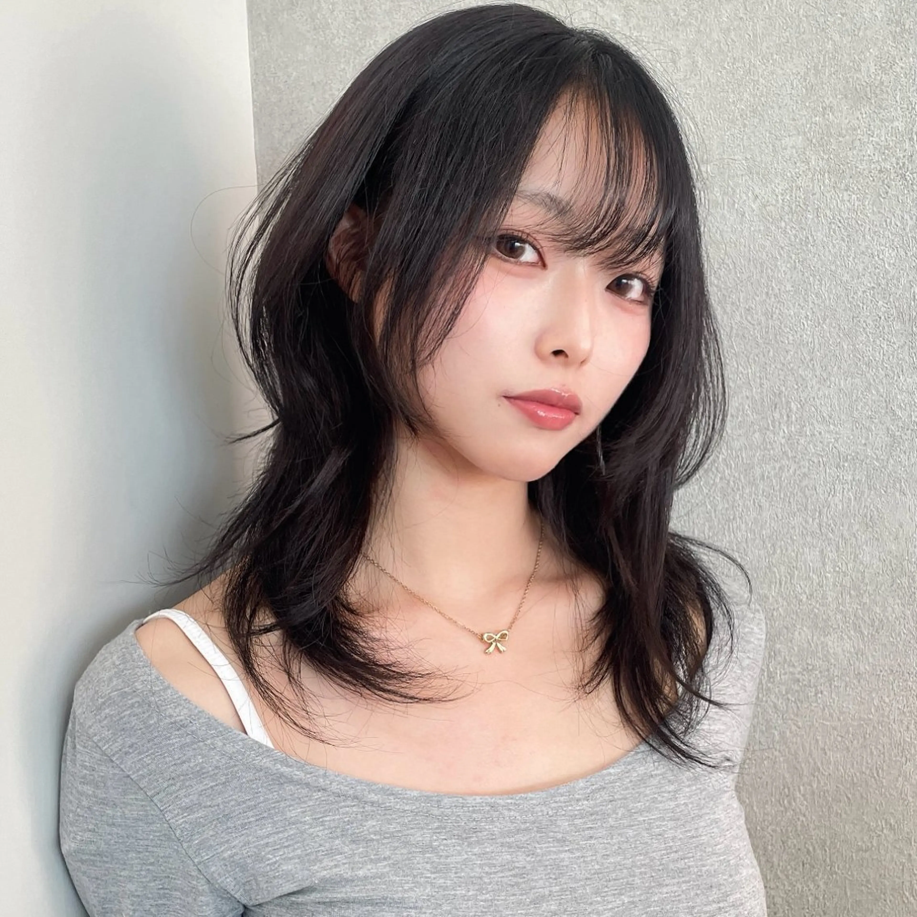 セミロング カット ヘアカラー トリートメント 韓国ハッシュカット✨ レイヤーカット🍒のヘアスタイル