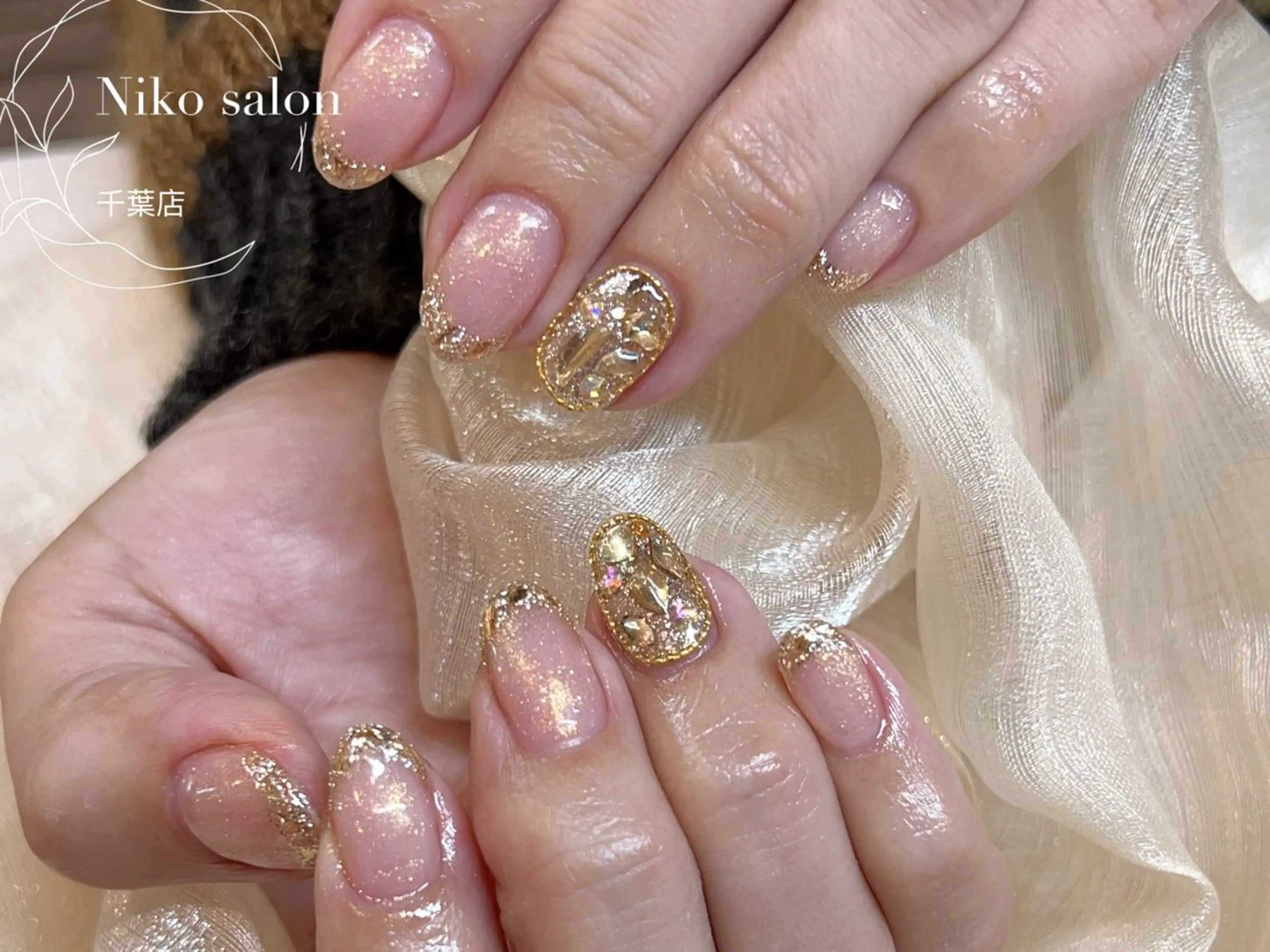 ネイル ジェルネイル ハート 韓国ネイル ニュアンスネイル パラジェル Niko nailサロンのネイルデザイン