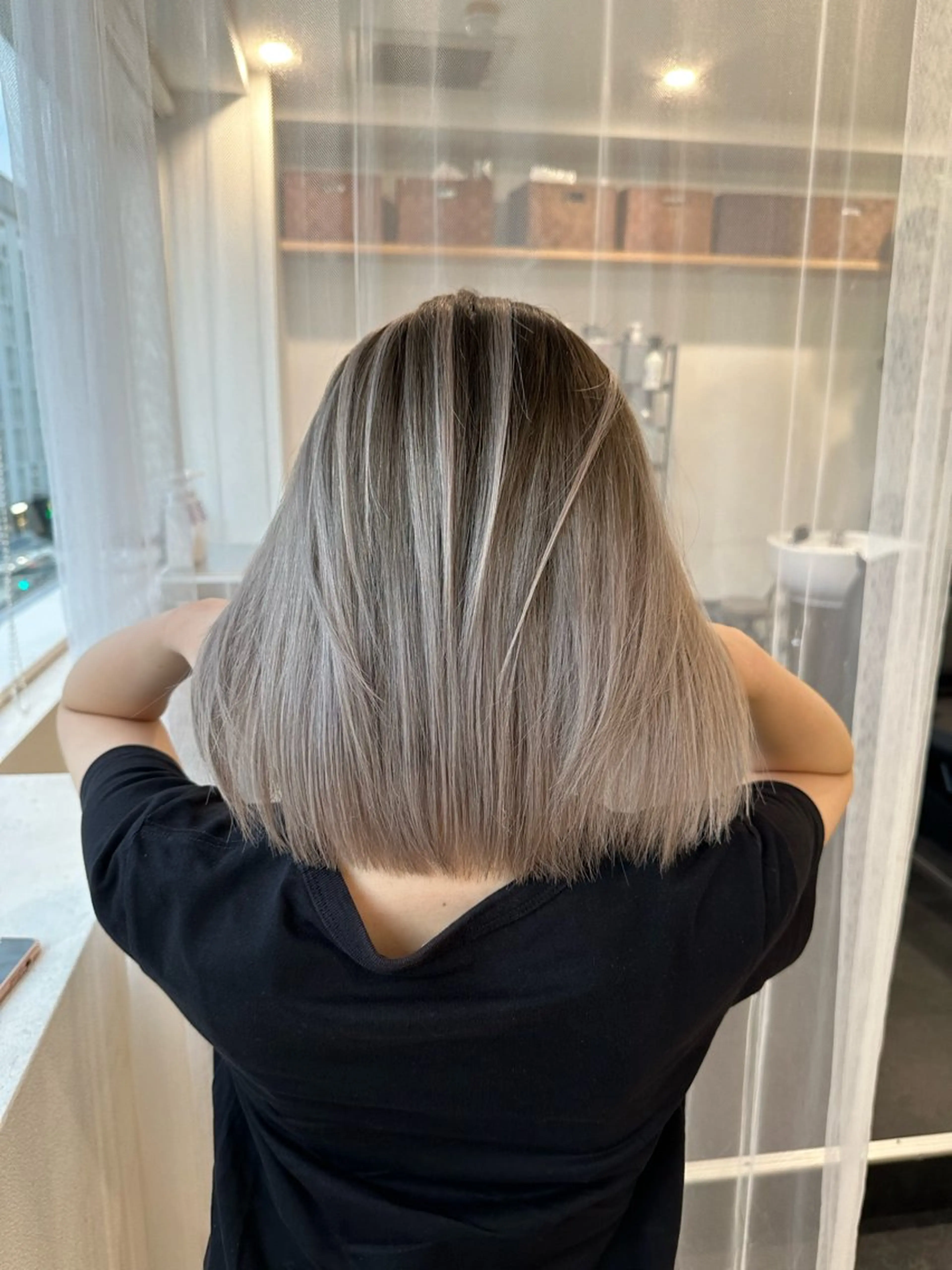 ショート カラー ショートボブ アディクシーカラー バレイヤージュ ブリーチ ケアブリーチ ヘアカラー JIL BLAN 京都のヘアスタイル