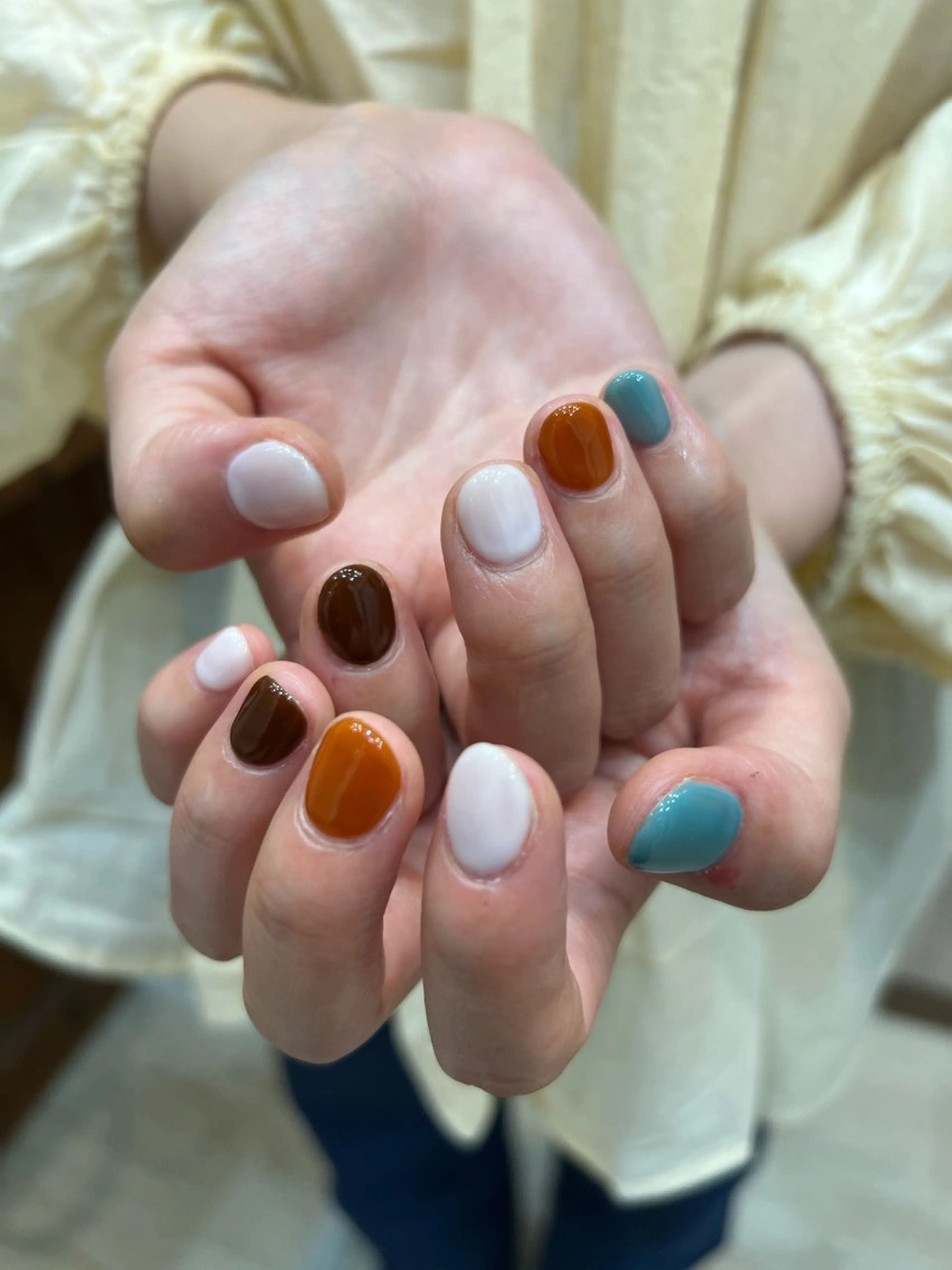 ヘアアレンジ メンズ ネイル アイブロウ 眉カラー ワンカラーネイル ハンドネイル ヘアメイクネイリスト 💄💅hidemiのネイルデザイン