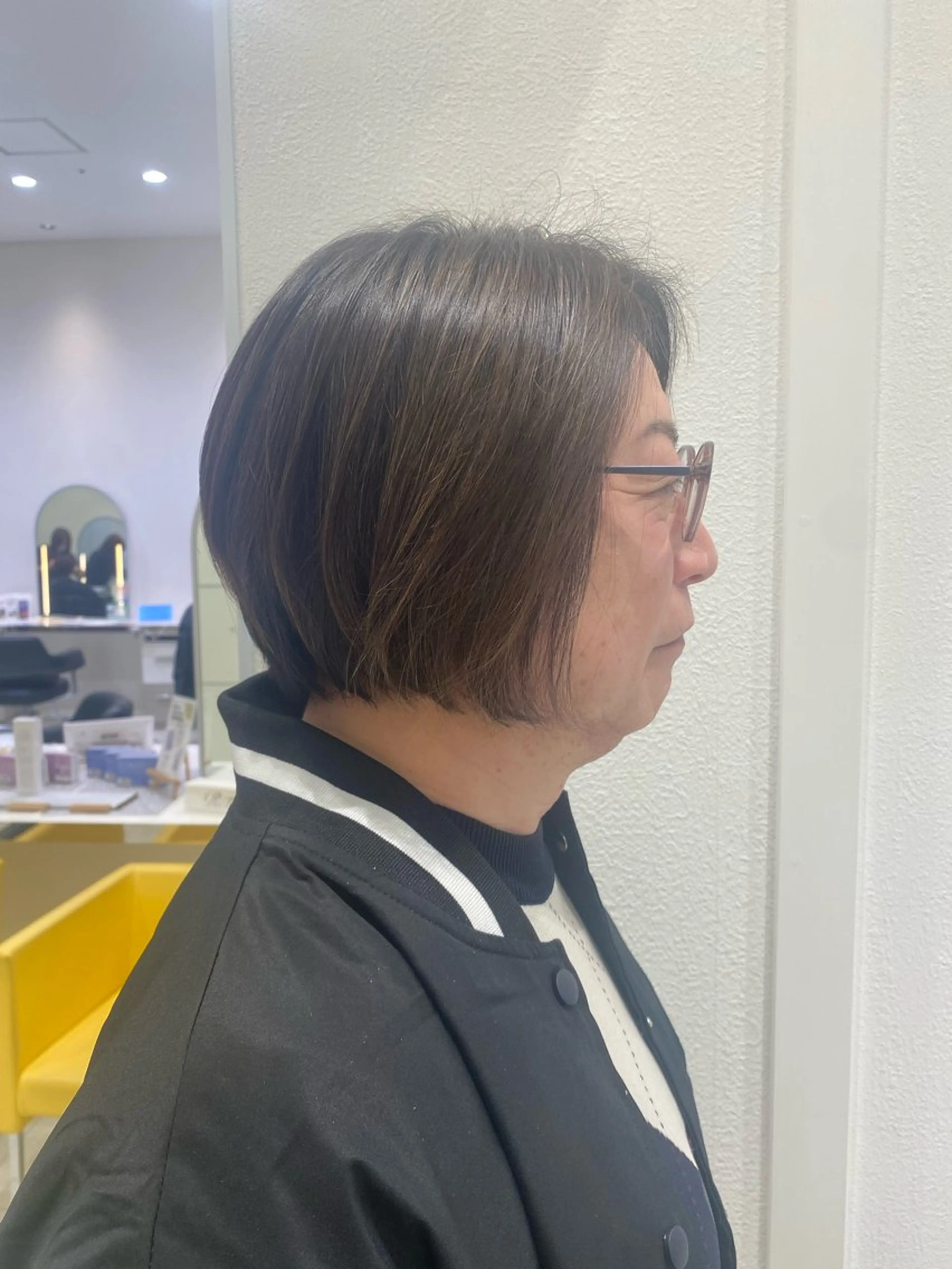 ショート カラー 🩶米澤 美月🩶のヘアスタイル