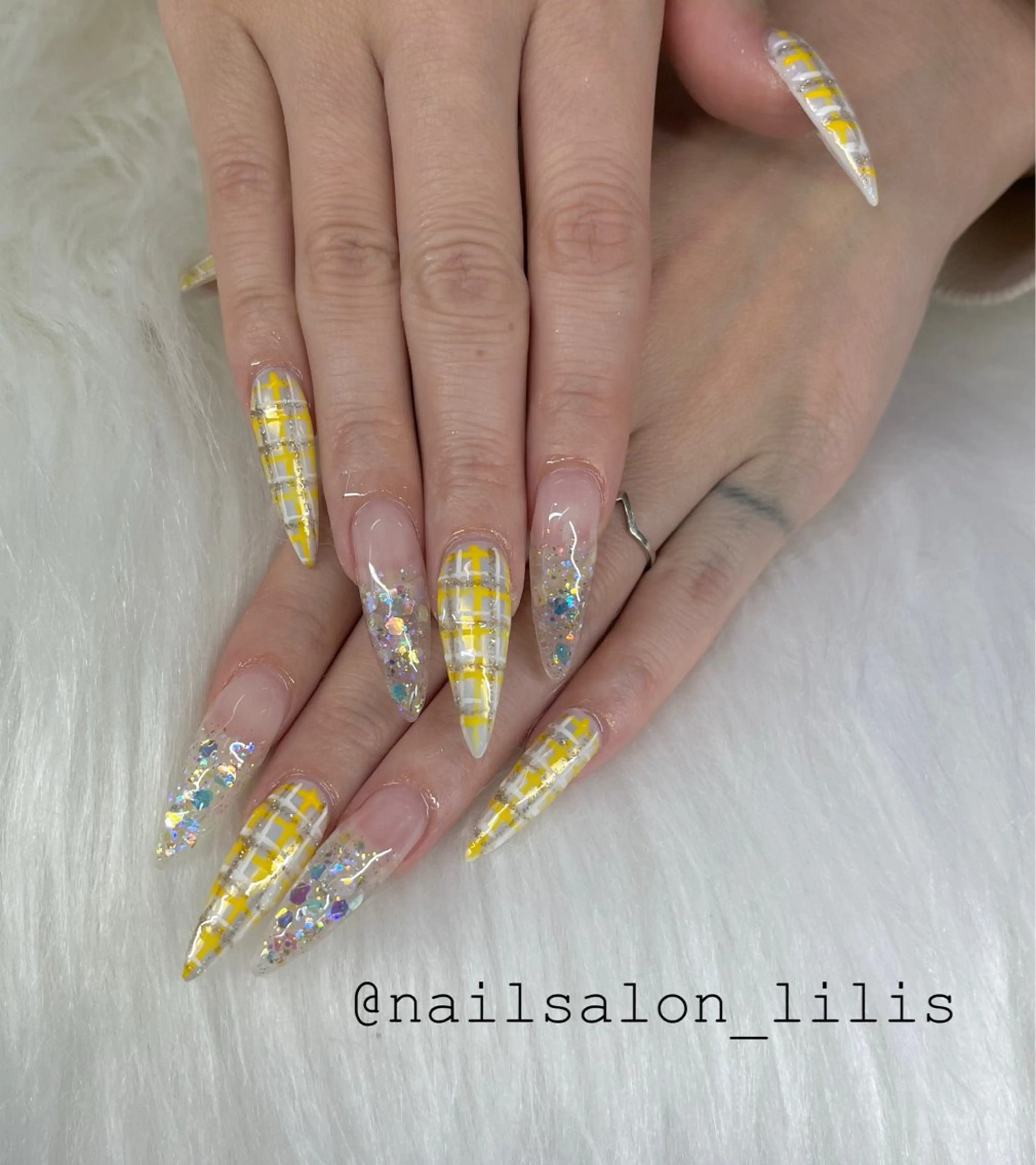 ネイル nailsalon lilis所属・nailsalon Lilisのネイルデザイン
