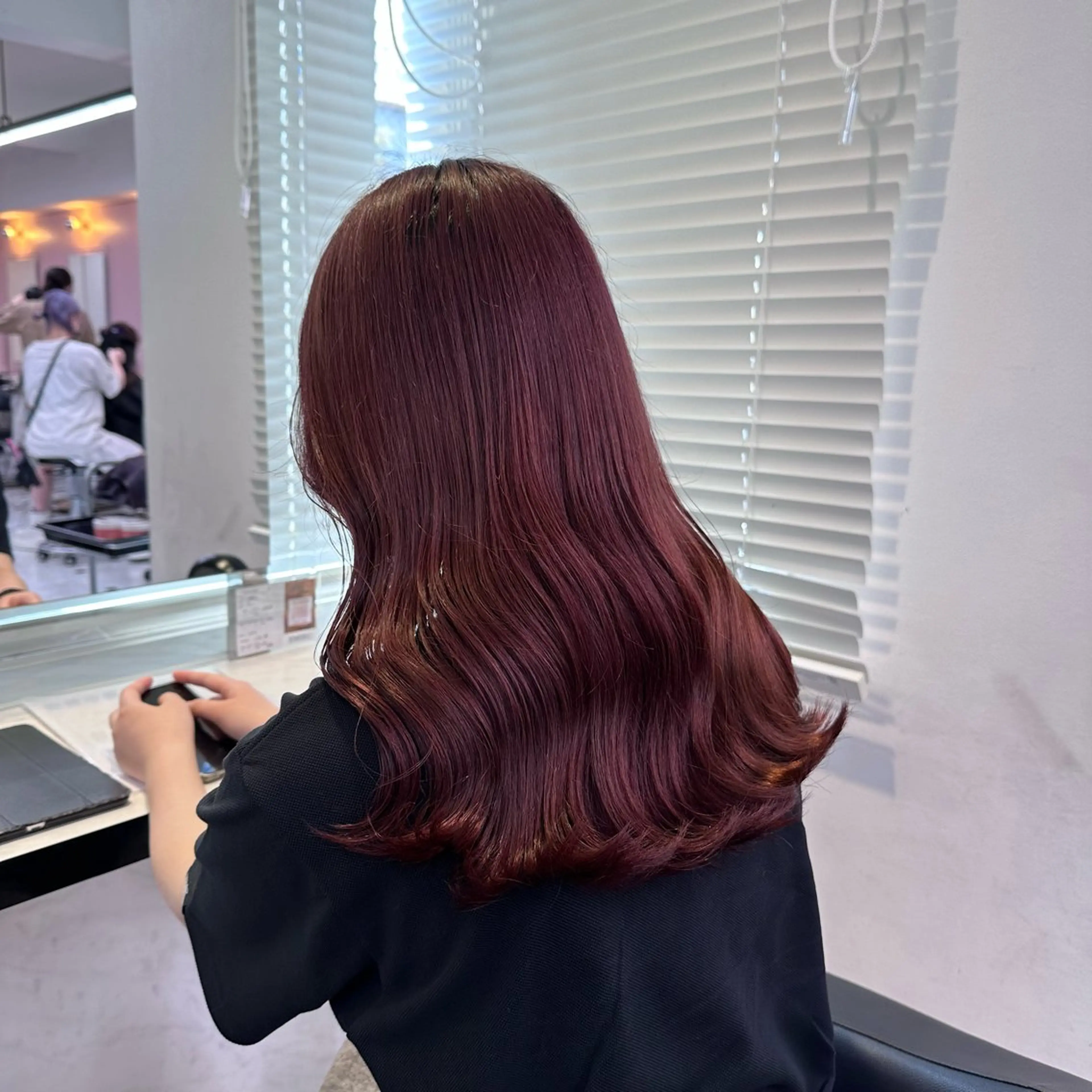 ロング カラー カシス レッドカラー ヘアカラー 💖トレンド夏 カラー💖FUTAのヘアスタイル