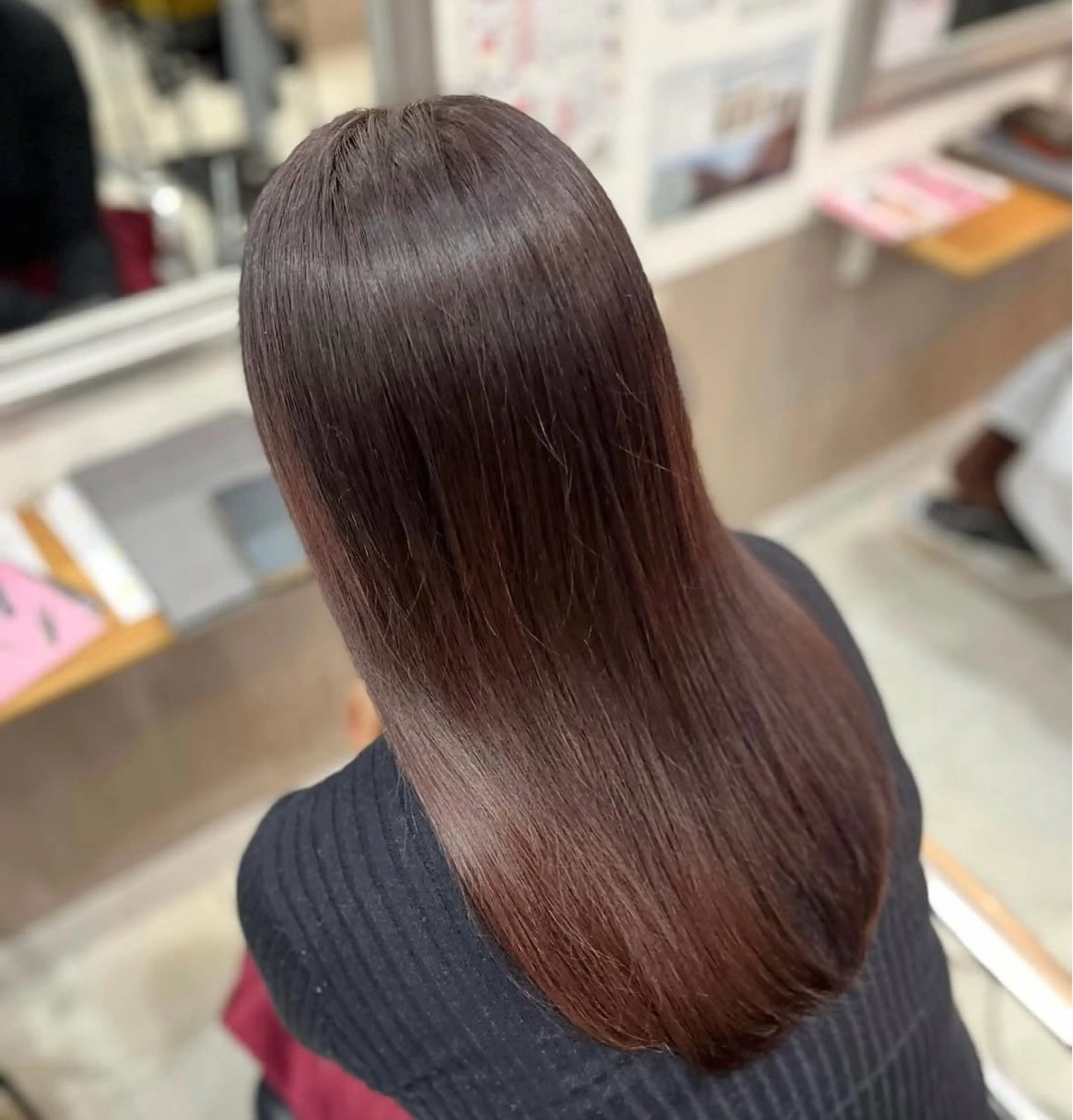 ロング カラー 生尾 虹水のヘアスタイル