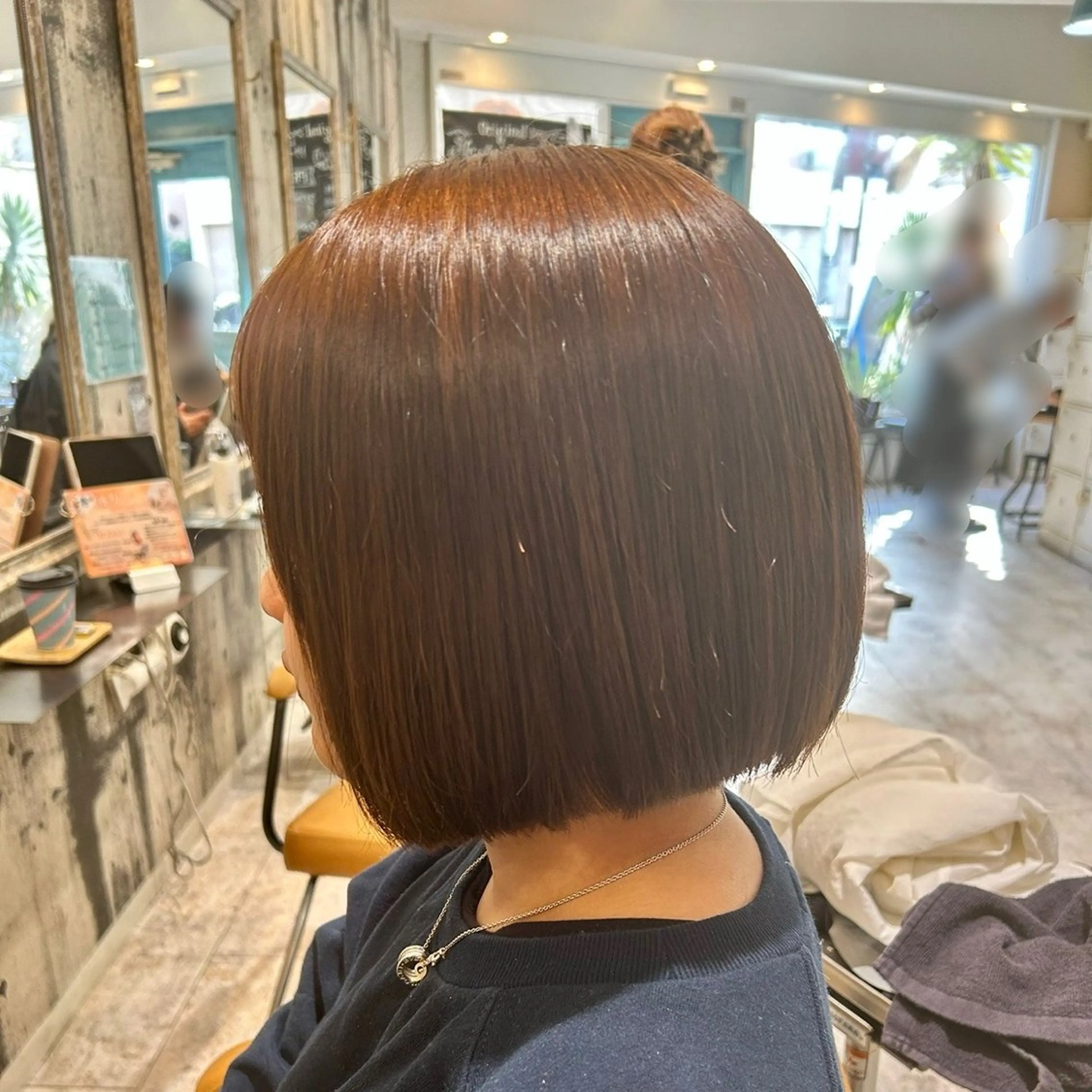 ショート ボブ OfHAIR自由が丘WEST店所属・🪐ほそだ ひとみ🪐のマツエク・マツパデザイン