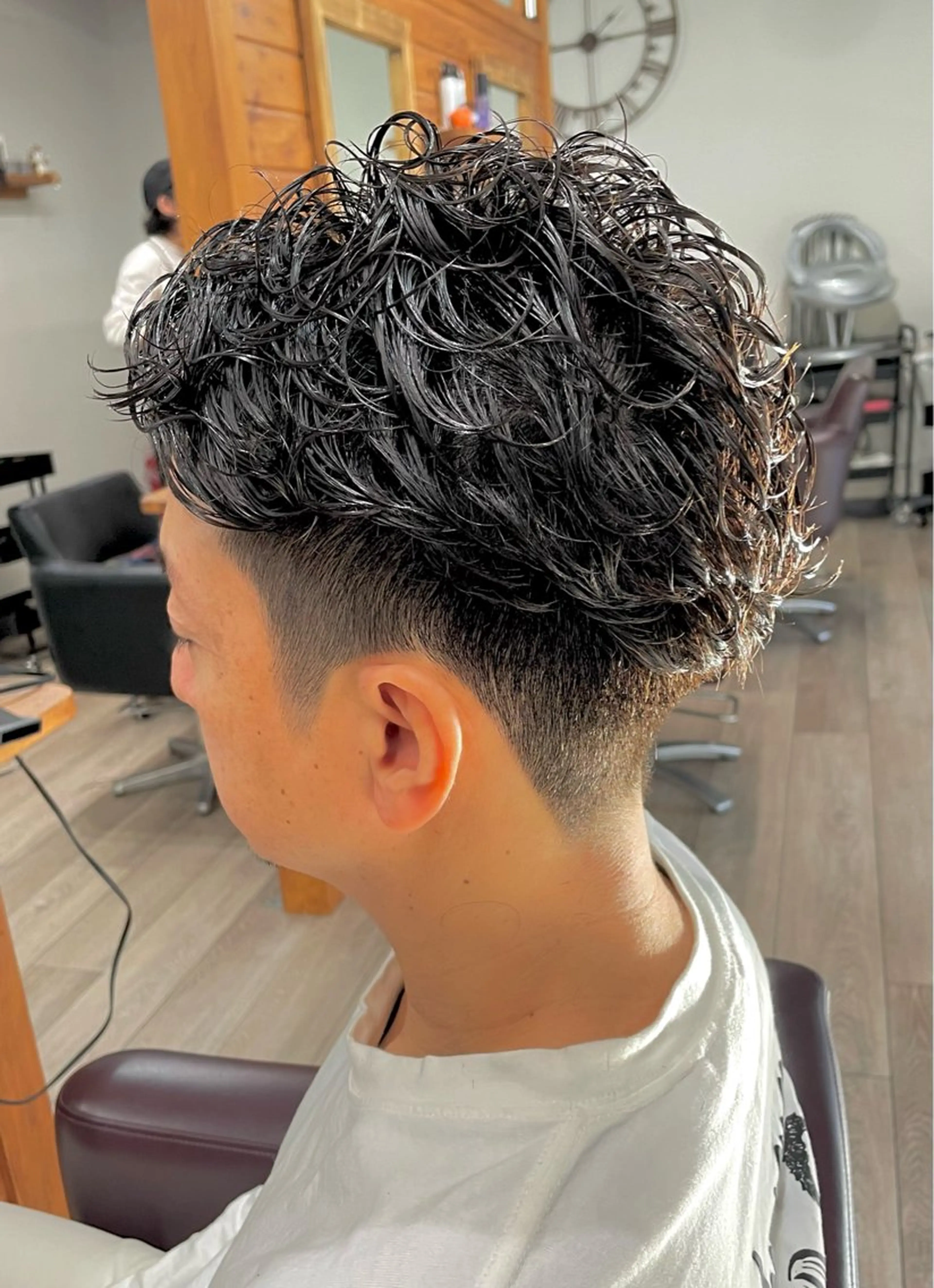 メンズカット+デザインパーマの写真