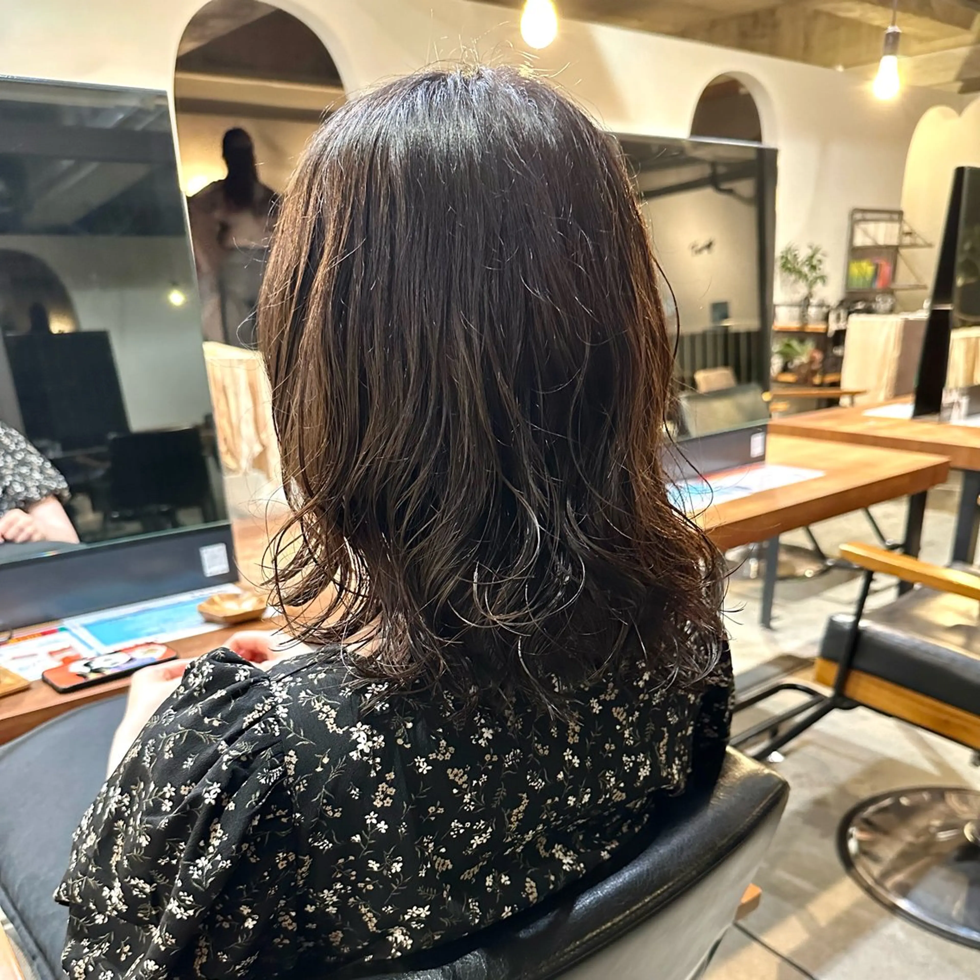 ミディアム パーマ ミディアムパーマ 小河 穂香のヘアスタイル