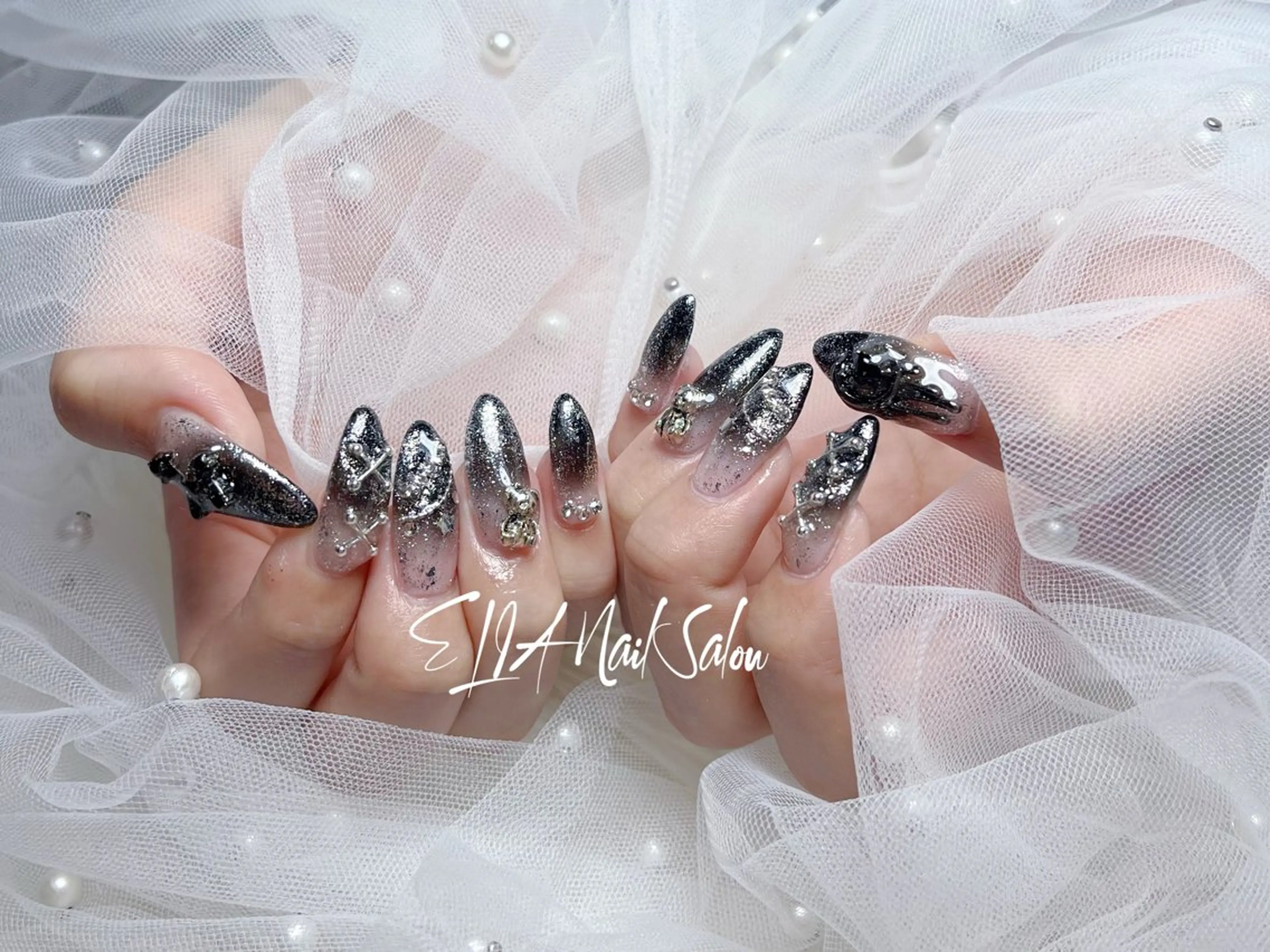 ミディアム ハンドネイル ELIA【エリア】 nailsalonのネイルデザイン