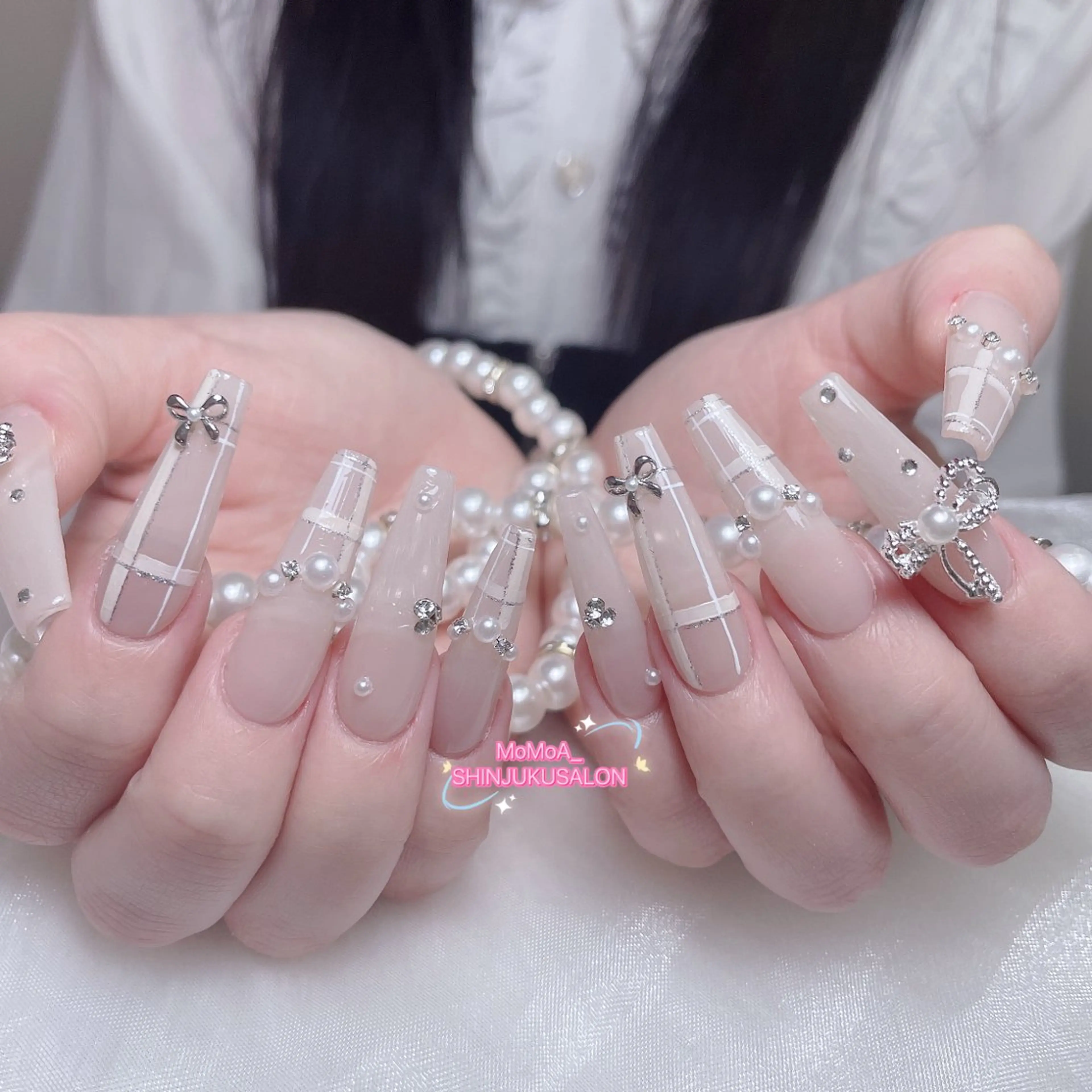 ネイル 成人式 ジェルネイル ロングネイル マグネットネイル 大理石ネイル(マーブル) ハンドネイル Momoa nail salon所属・MoMoA Nail ネイル長さ出し専門店のネイルデザイン