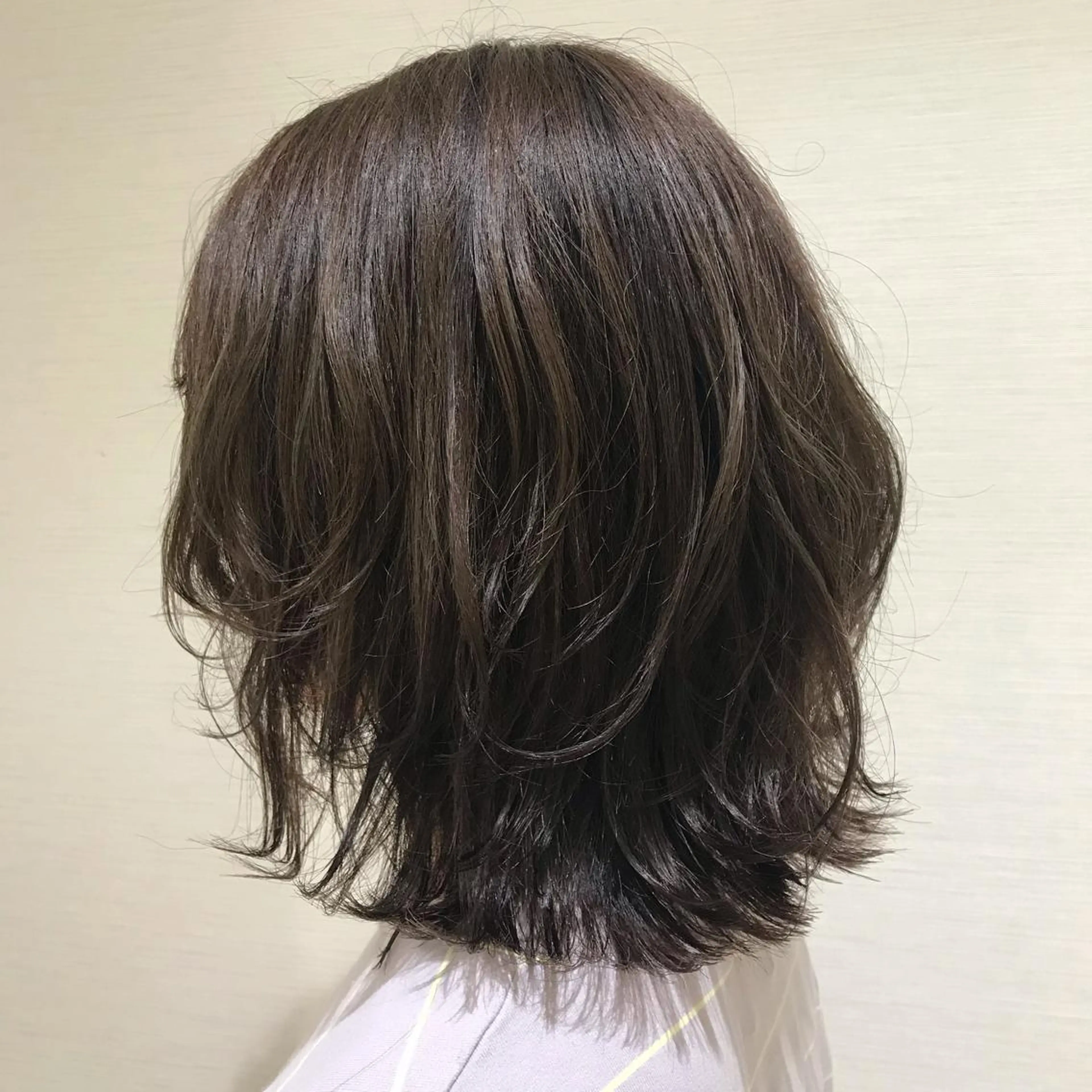 ミディアム レイヤーカット ヘアカラー トリートメント 福島成美/髪質改善 縮毛矯正/カラーのヘアスタイル
