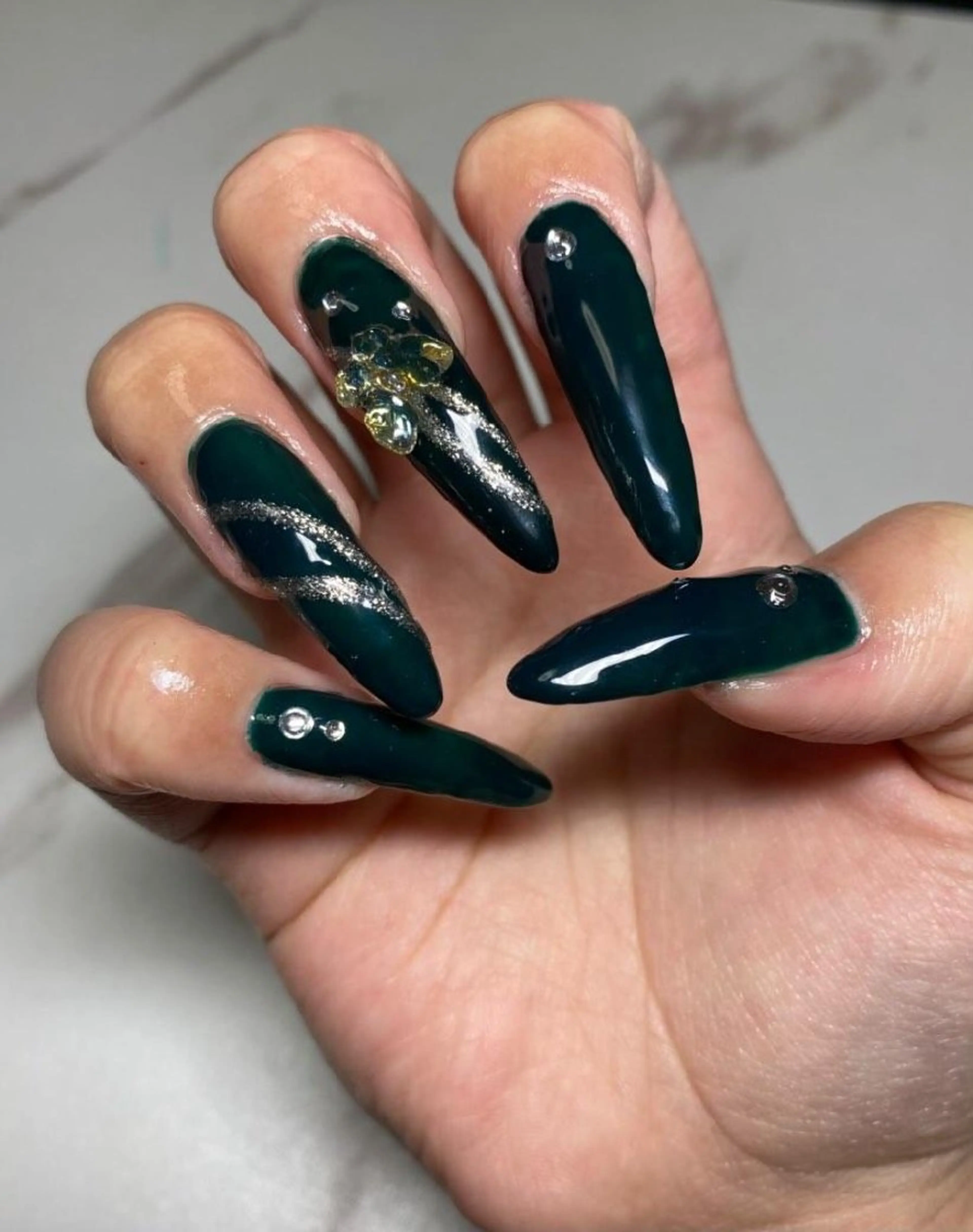 ネイル Private　Nailsalon　AMA所属・にへい ゆかのネイルデザイン