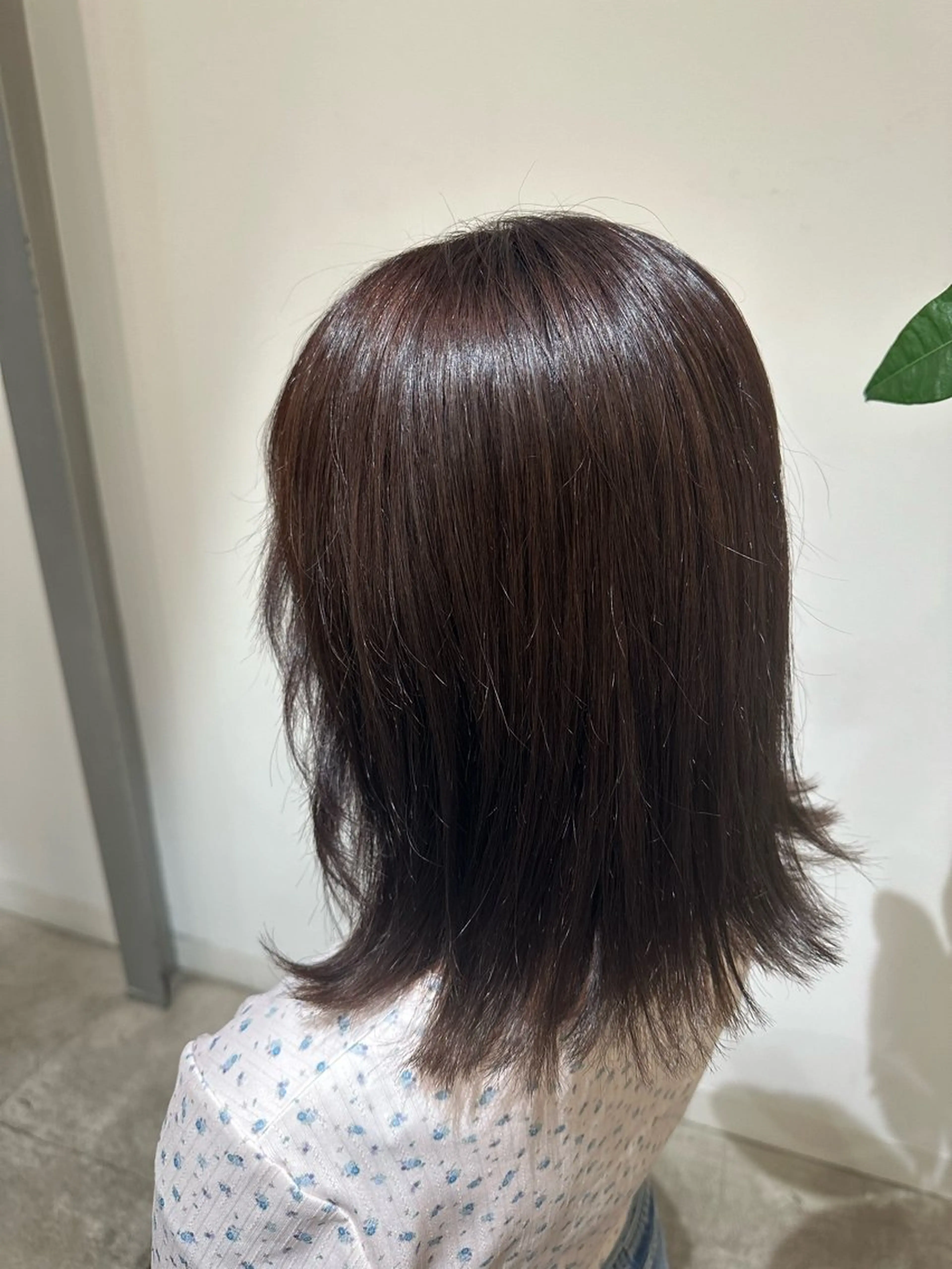 ミディアム カラー ブラウンカラー ココアブラウン ラベンダーカラー 垣内 奈緒のヘアスタイル