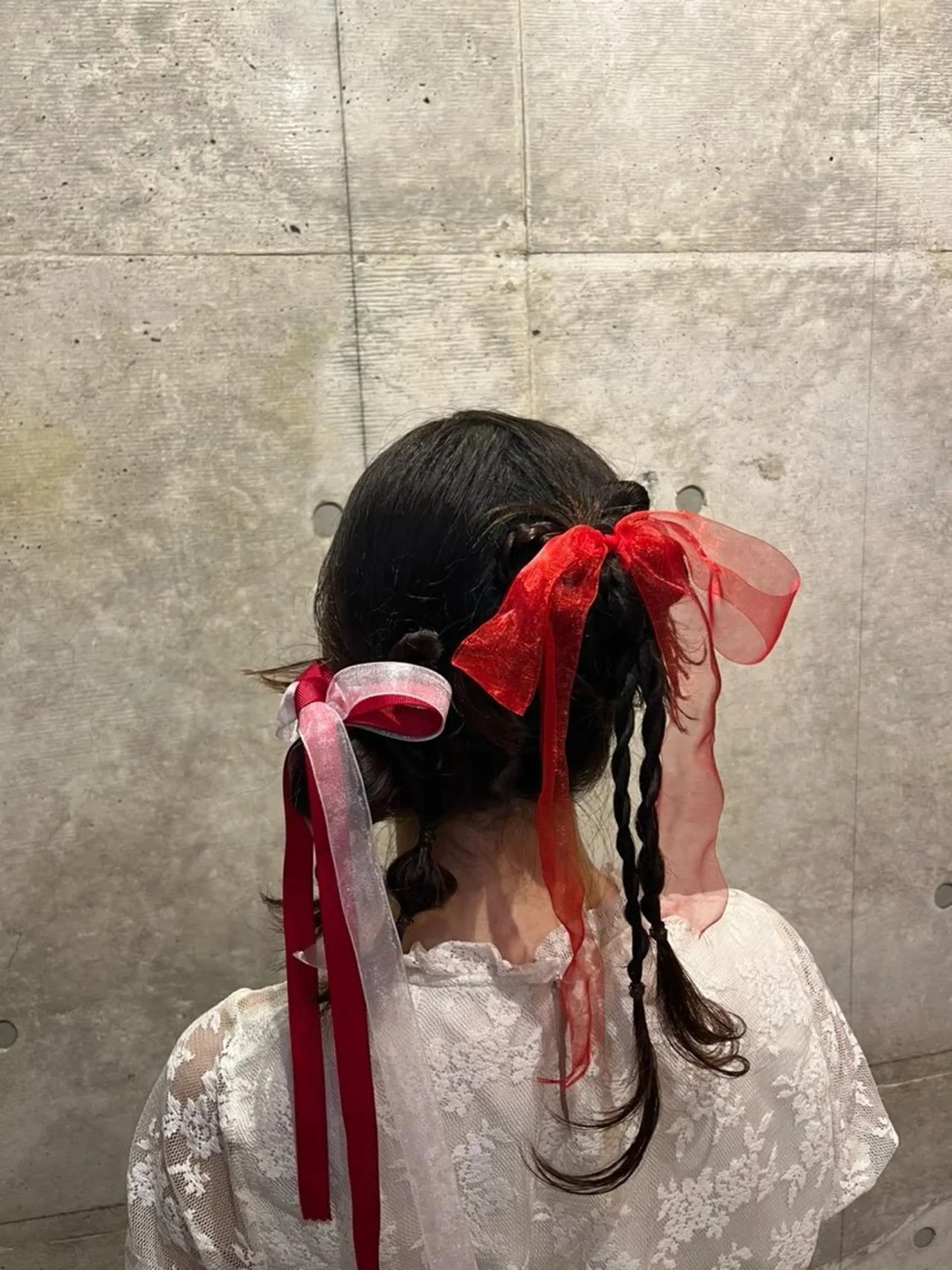 ミディアム ヘアアレンジ 三つ編み Luxe【ラグゼ】所属・🍐ki ri🍐のヘアスタイル