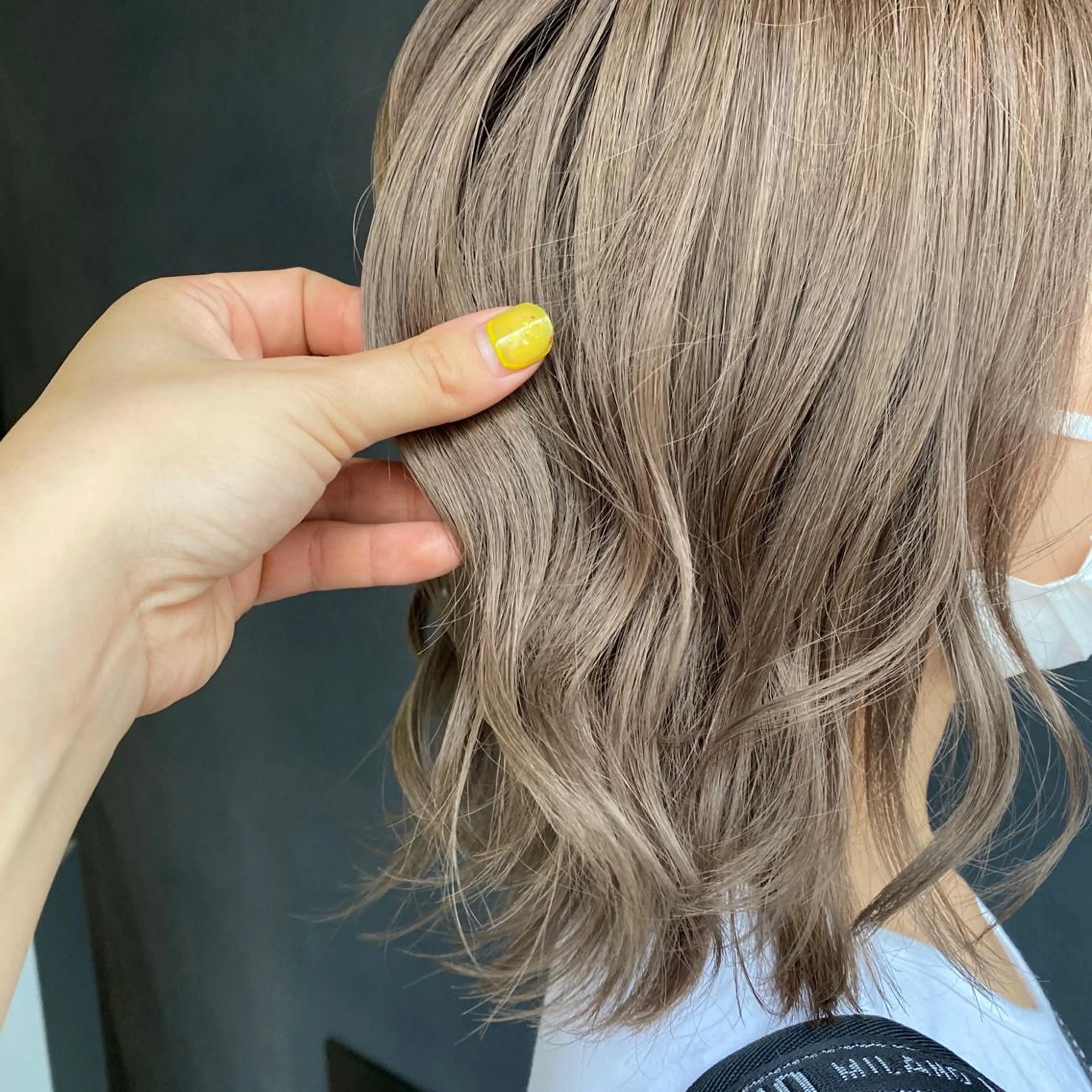 ミディアム カラー カット ヘアカラー トリートメント TRUCK トラックのヘアスタイル