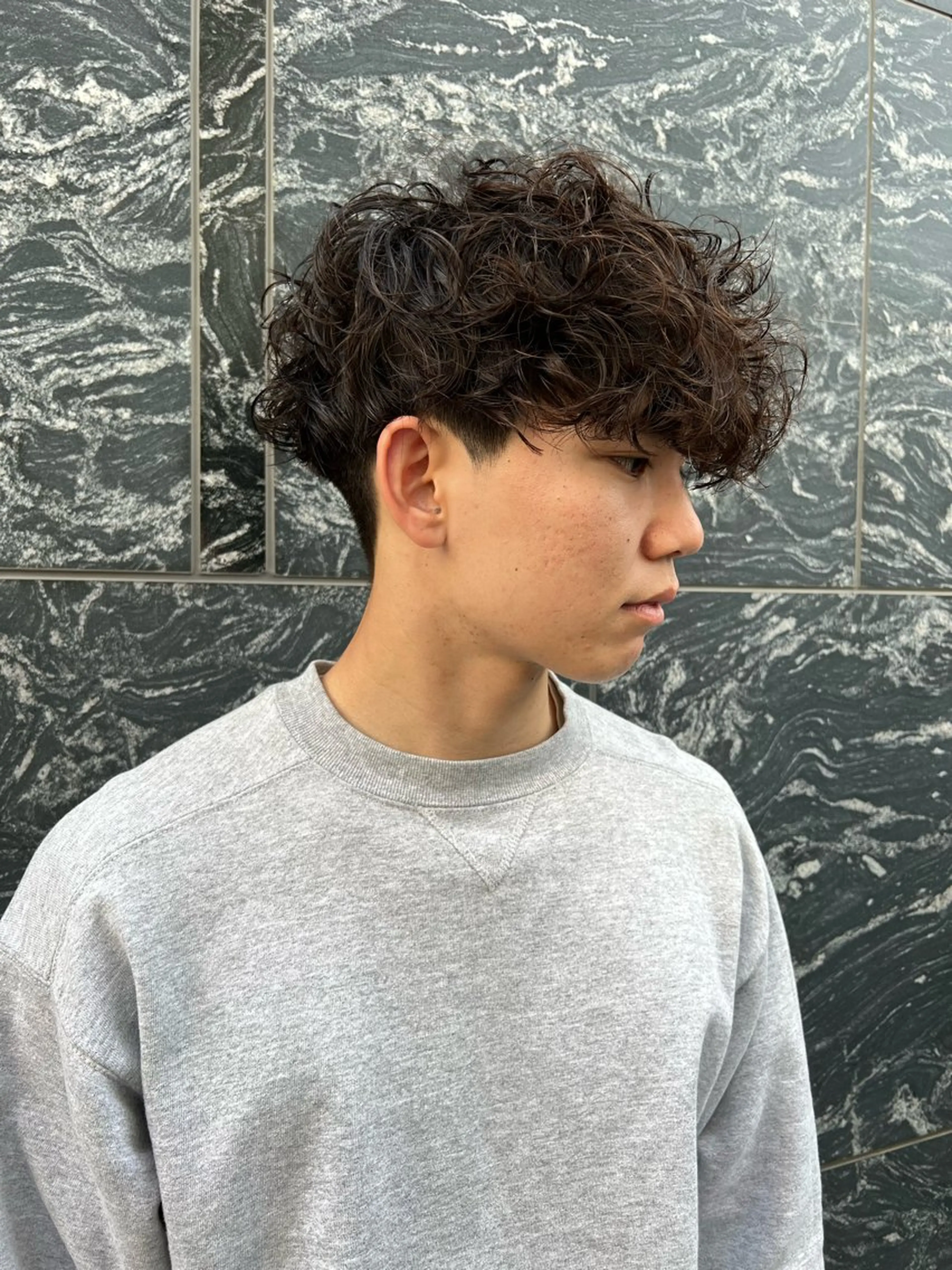 ショート パーマ メンズ メンズパーマ スパイラルパーマ カット パーマ トリートメント 樋野 亮のヘアスタイル