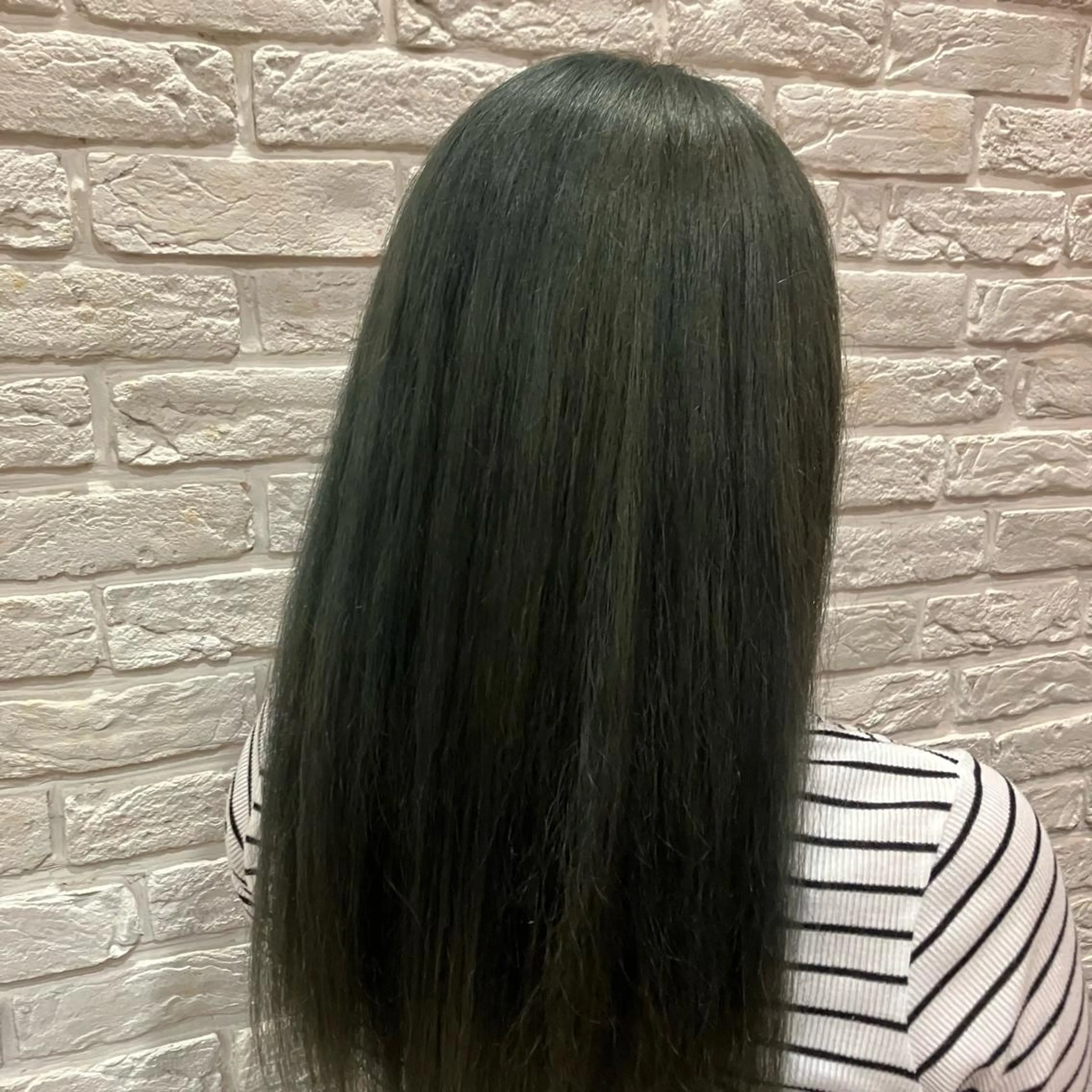 カラー mai /attraのヘアスタイル