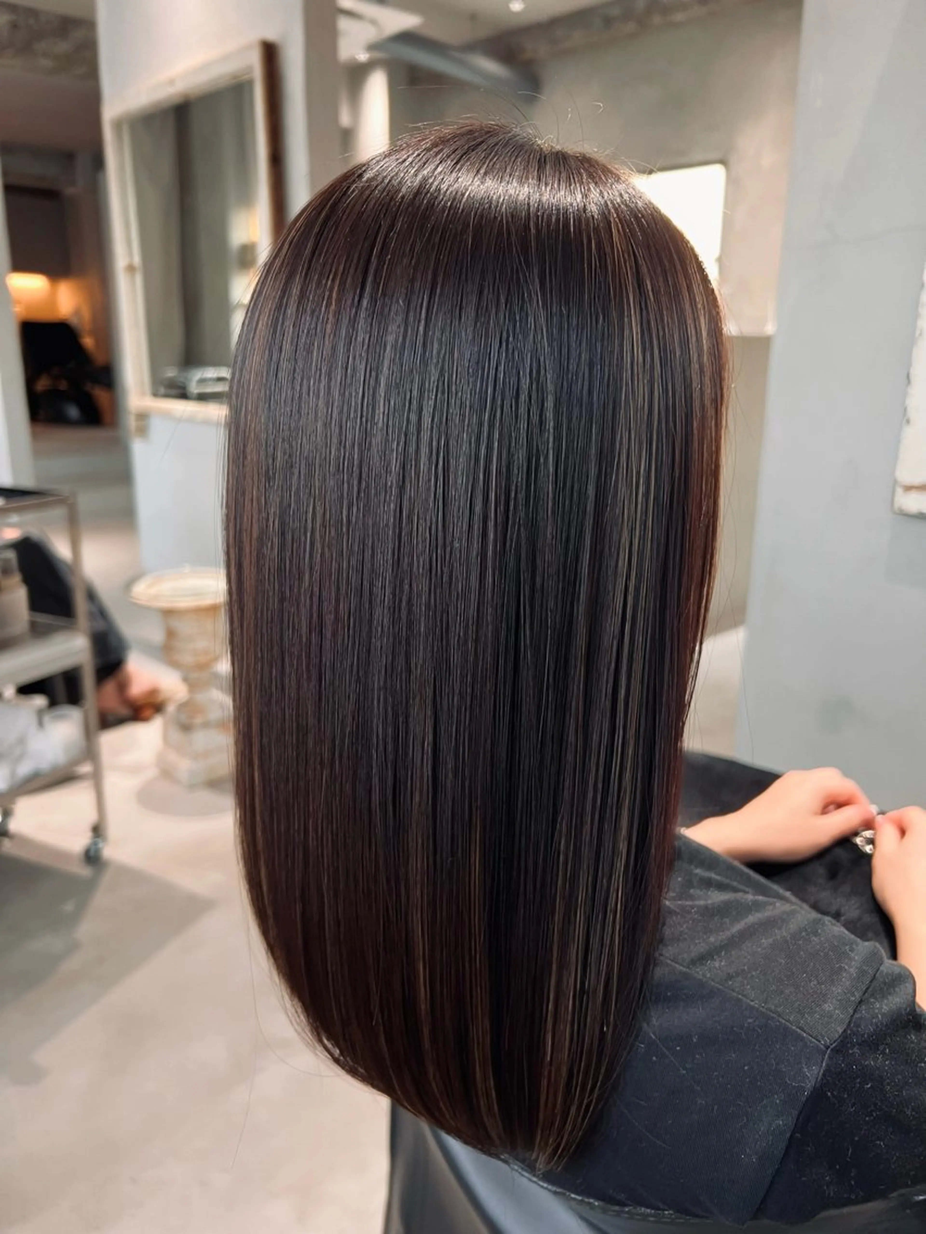 セミロング カット トリートメント 🖤美髪師🖤 縮毛矯正🥀emiのヘアスタイル